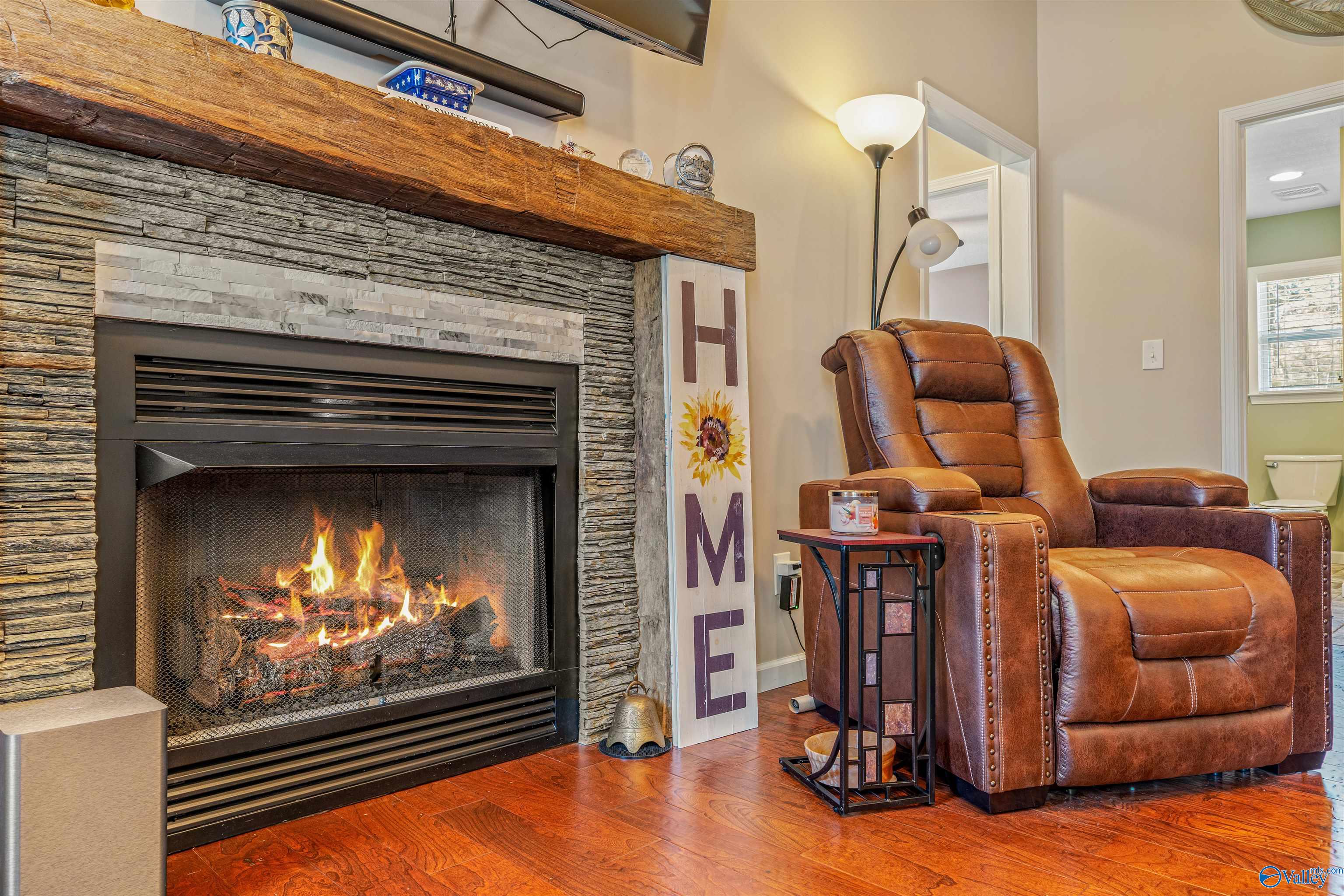 350 Valhalla Road SE