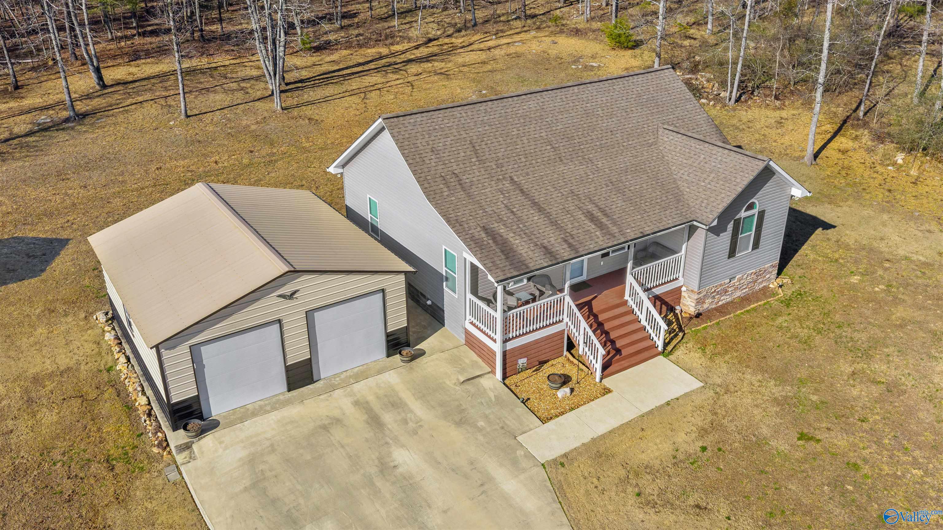 350 Valhalla Road SE