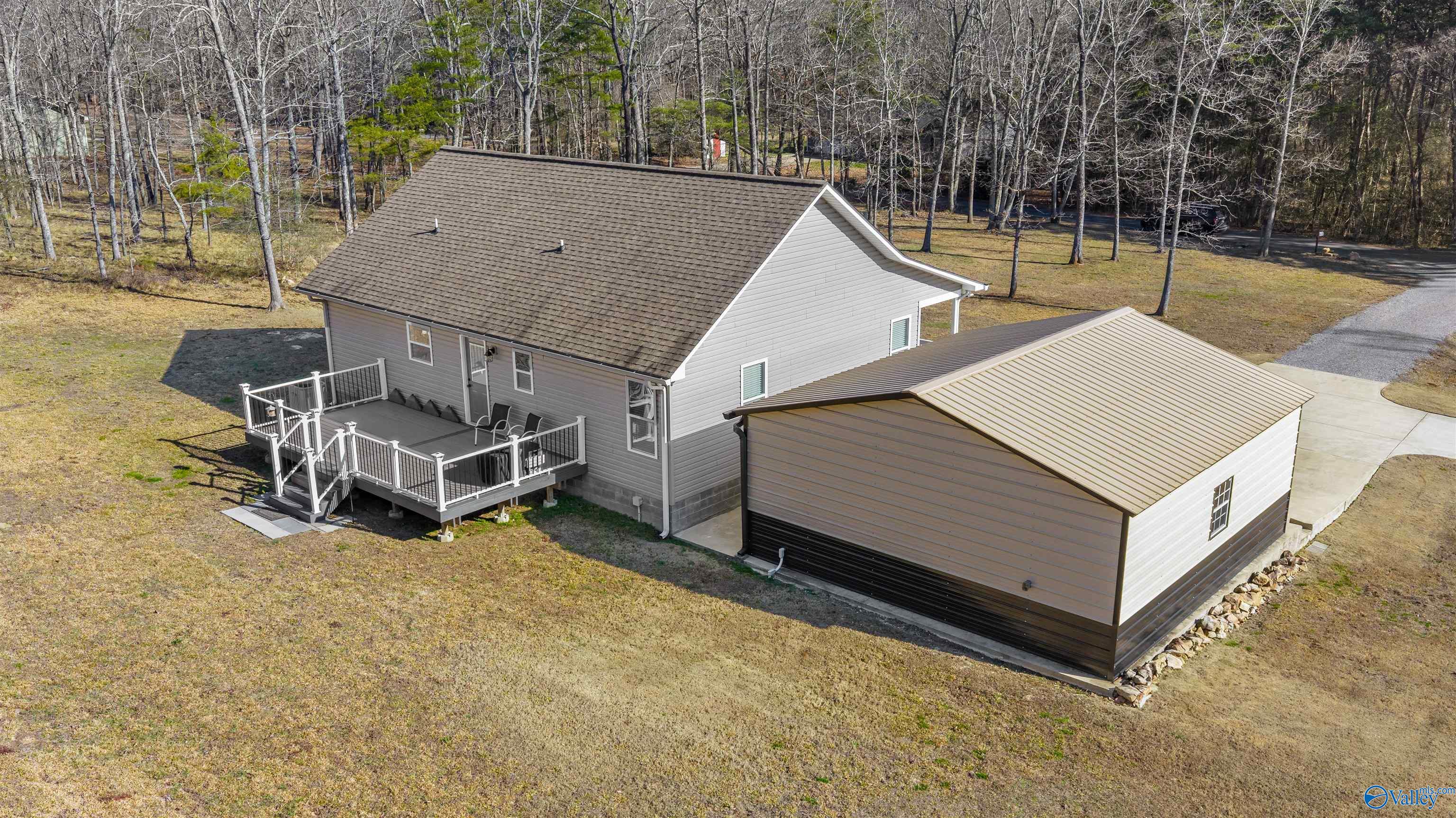 350 Valhalla Road SE