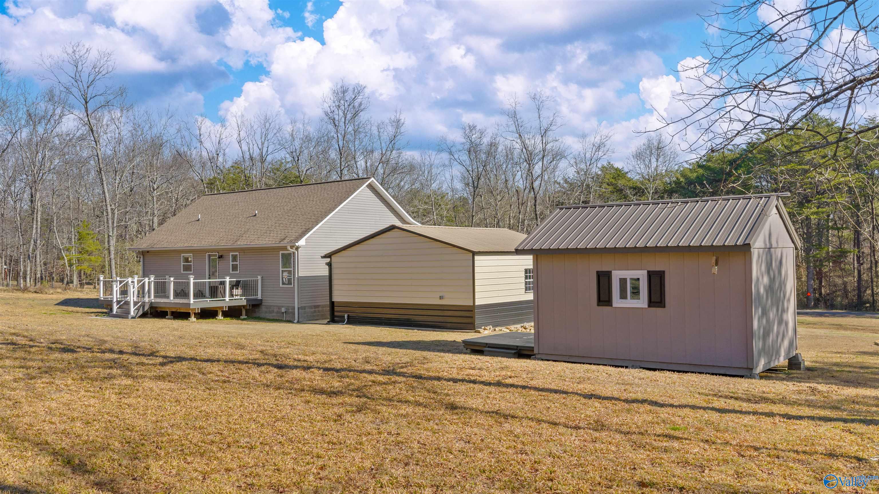 350 Valhalla Road SE