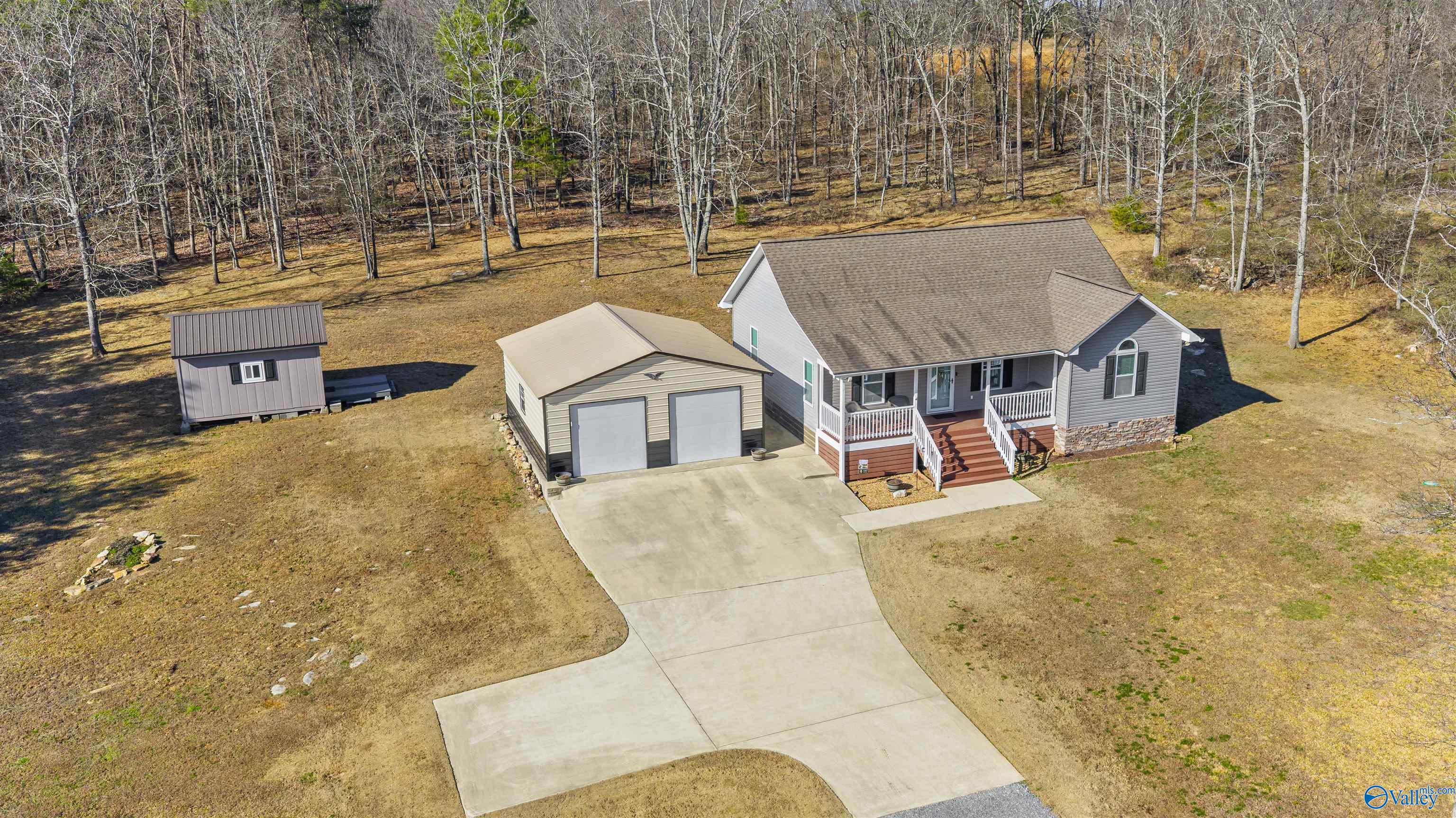 350 Valhalla Road SE