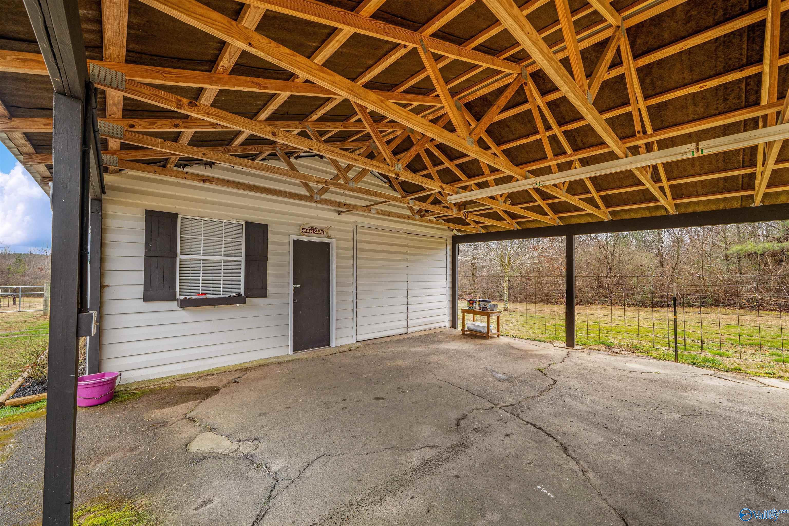 778 County Road 572