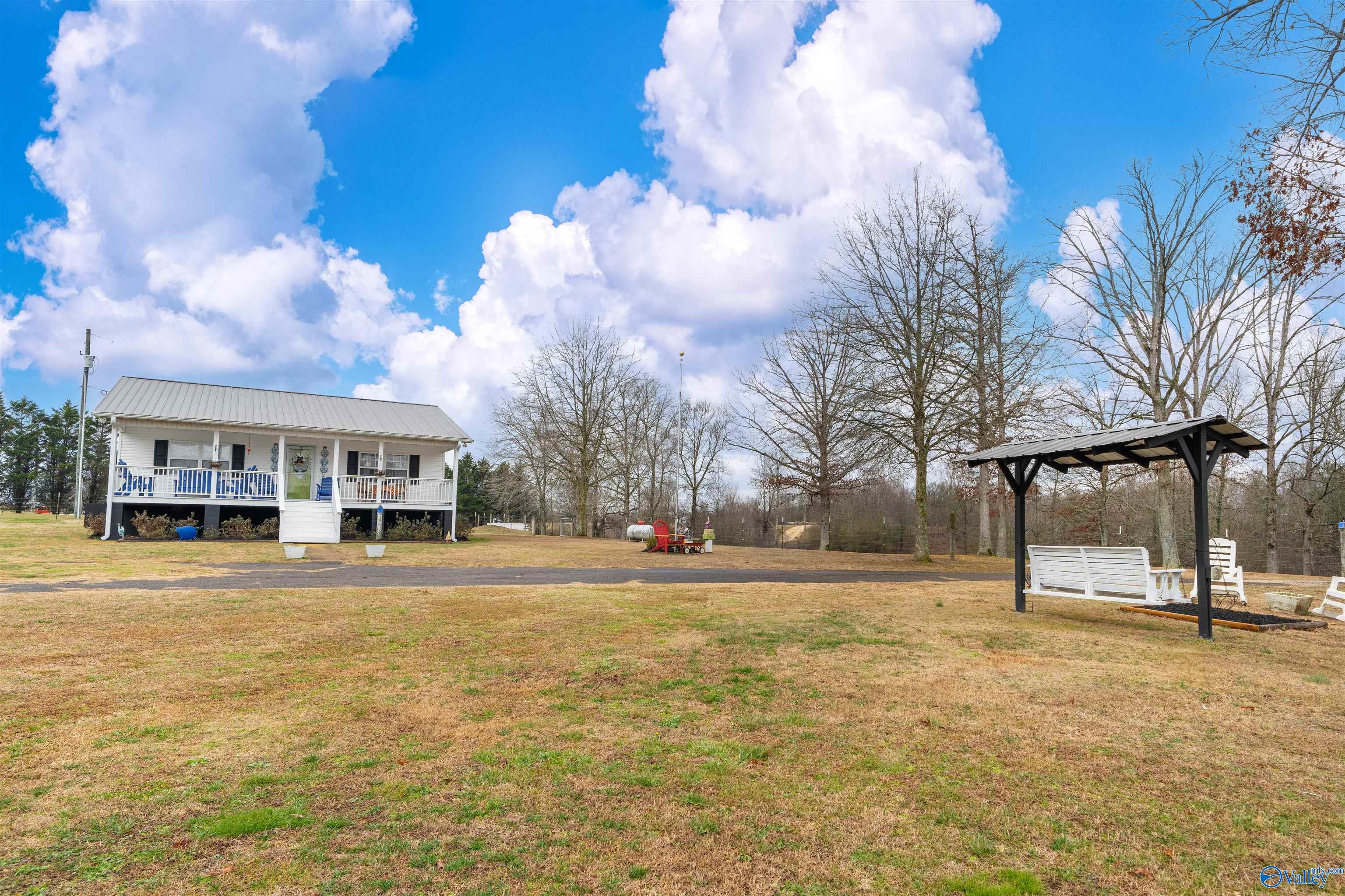 778 County Road 572