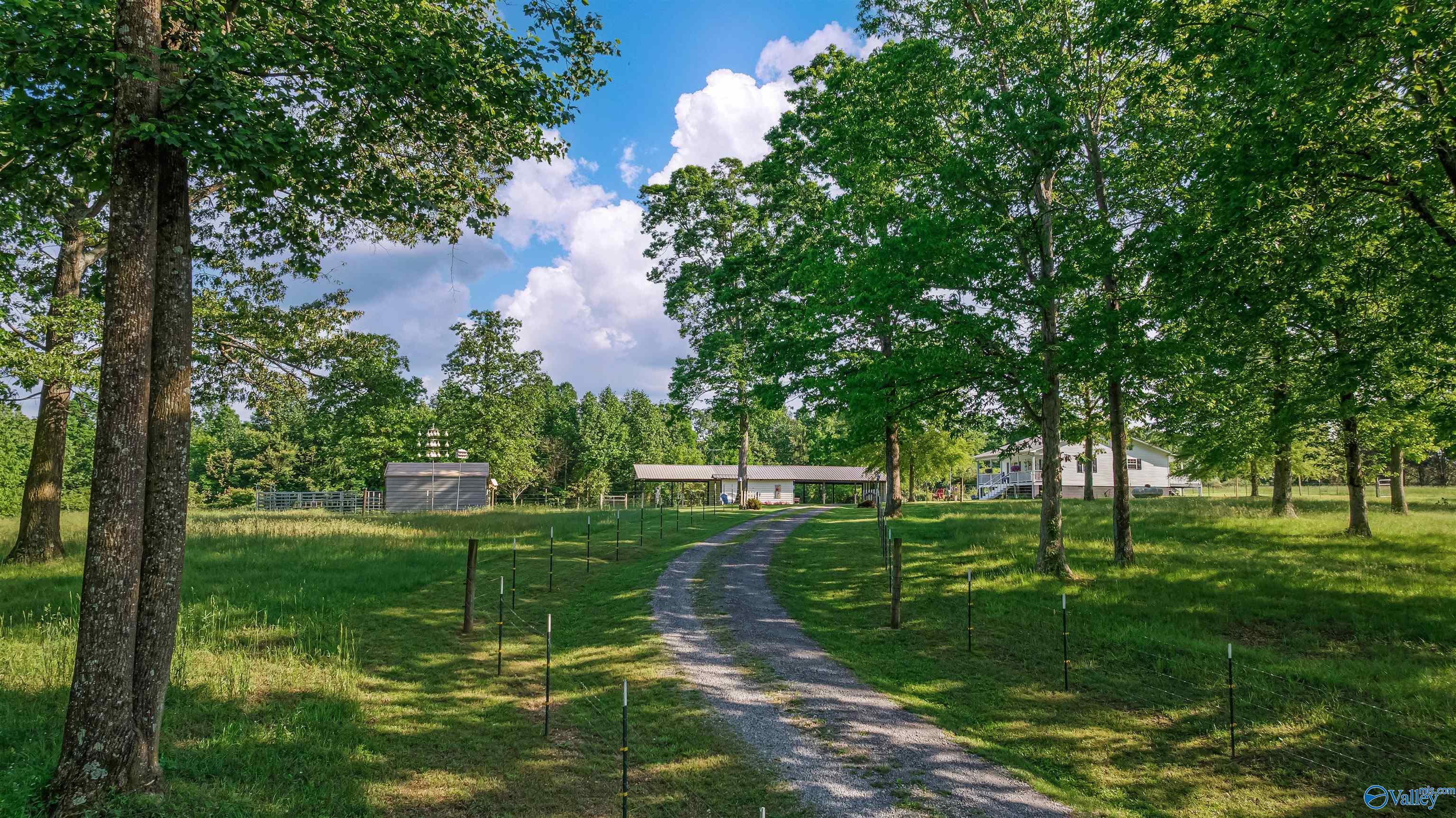 778 County Road 572