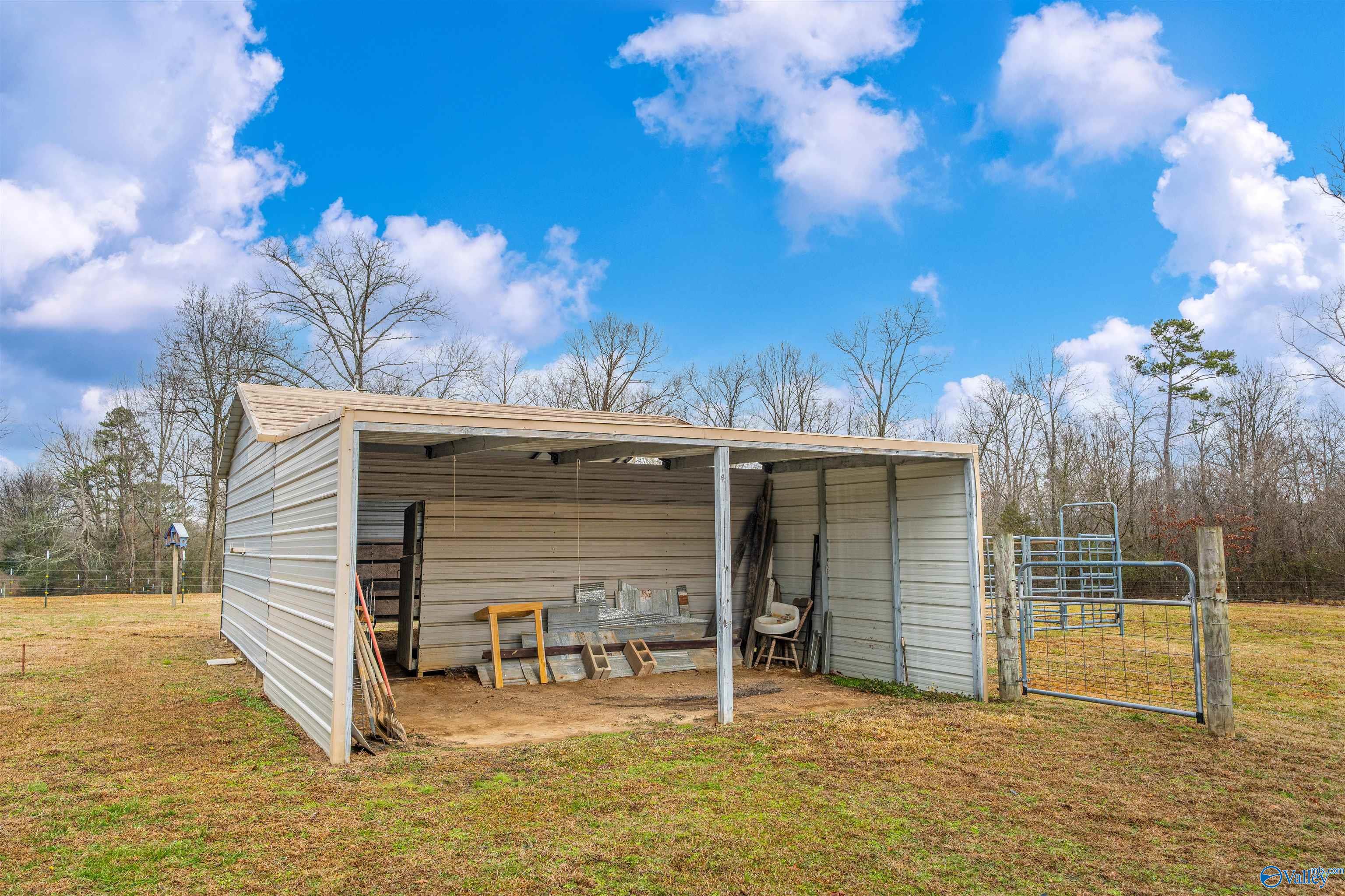 778 County Road 572