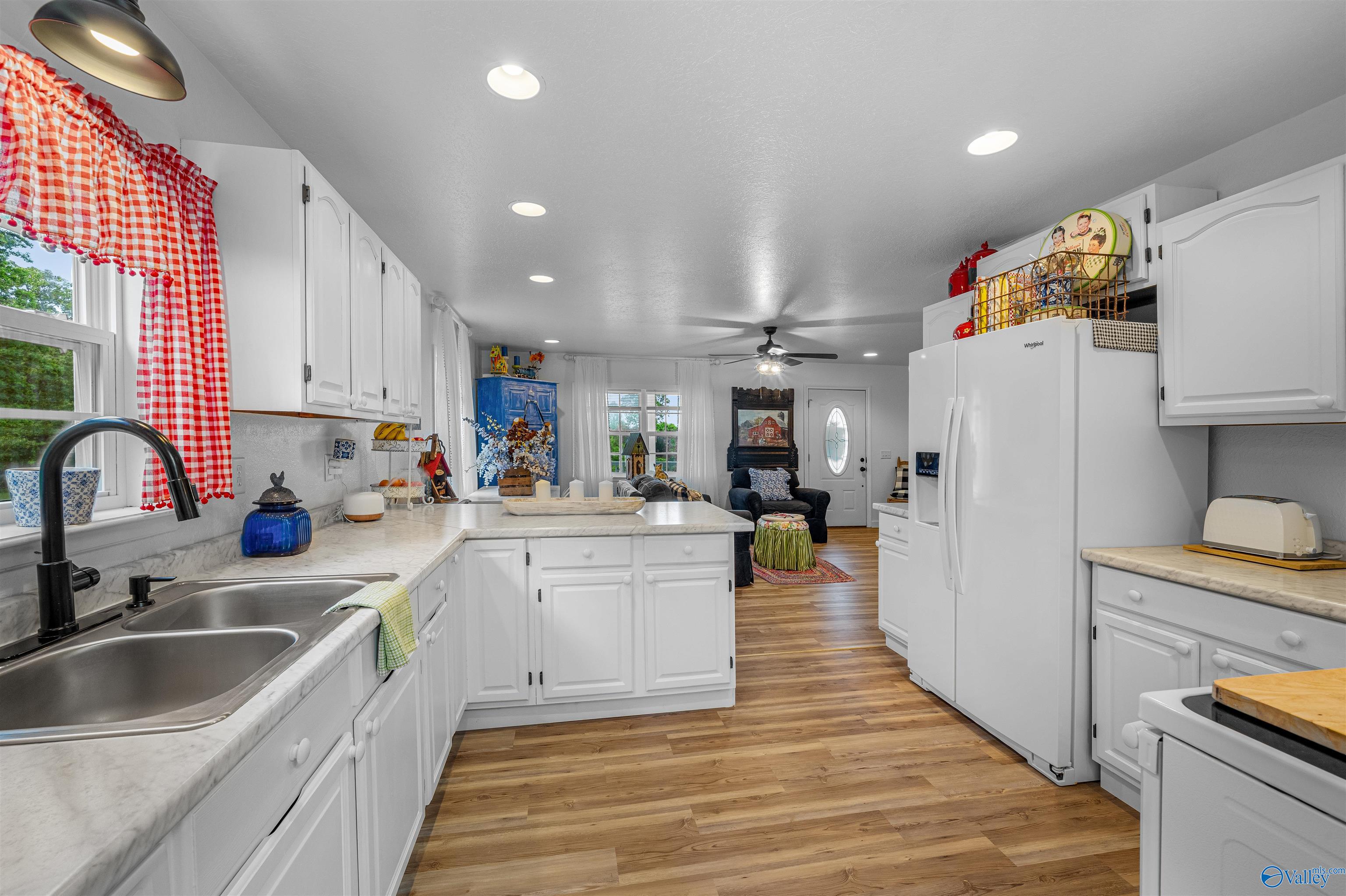 778 County Road 572