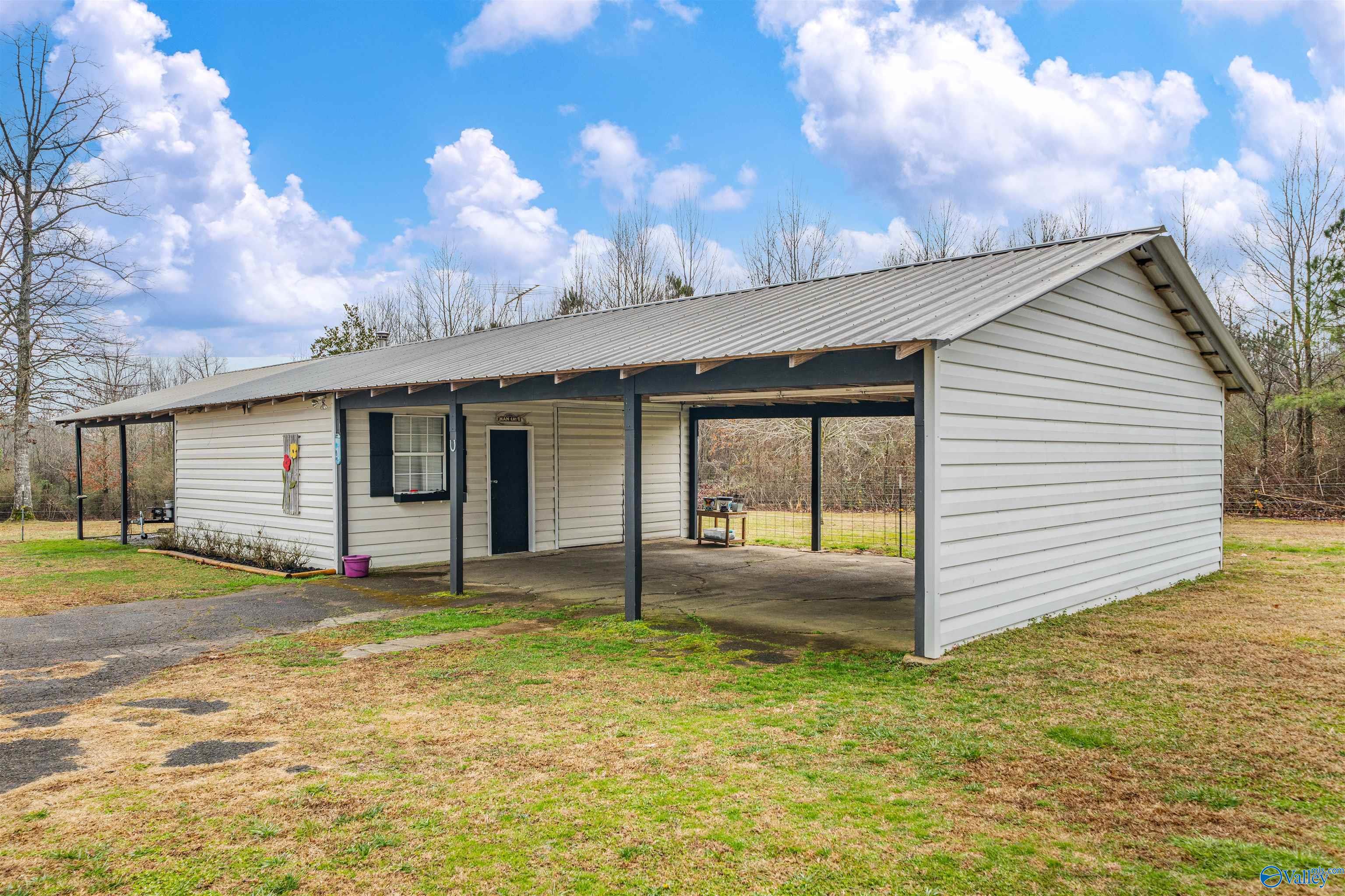 778 County Road 572