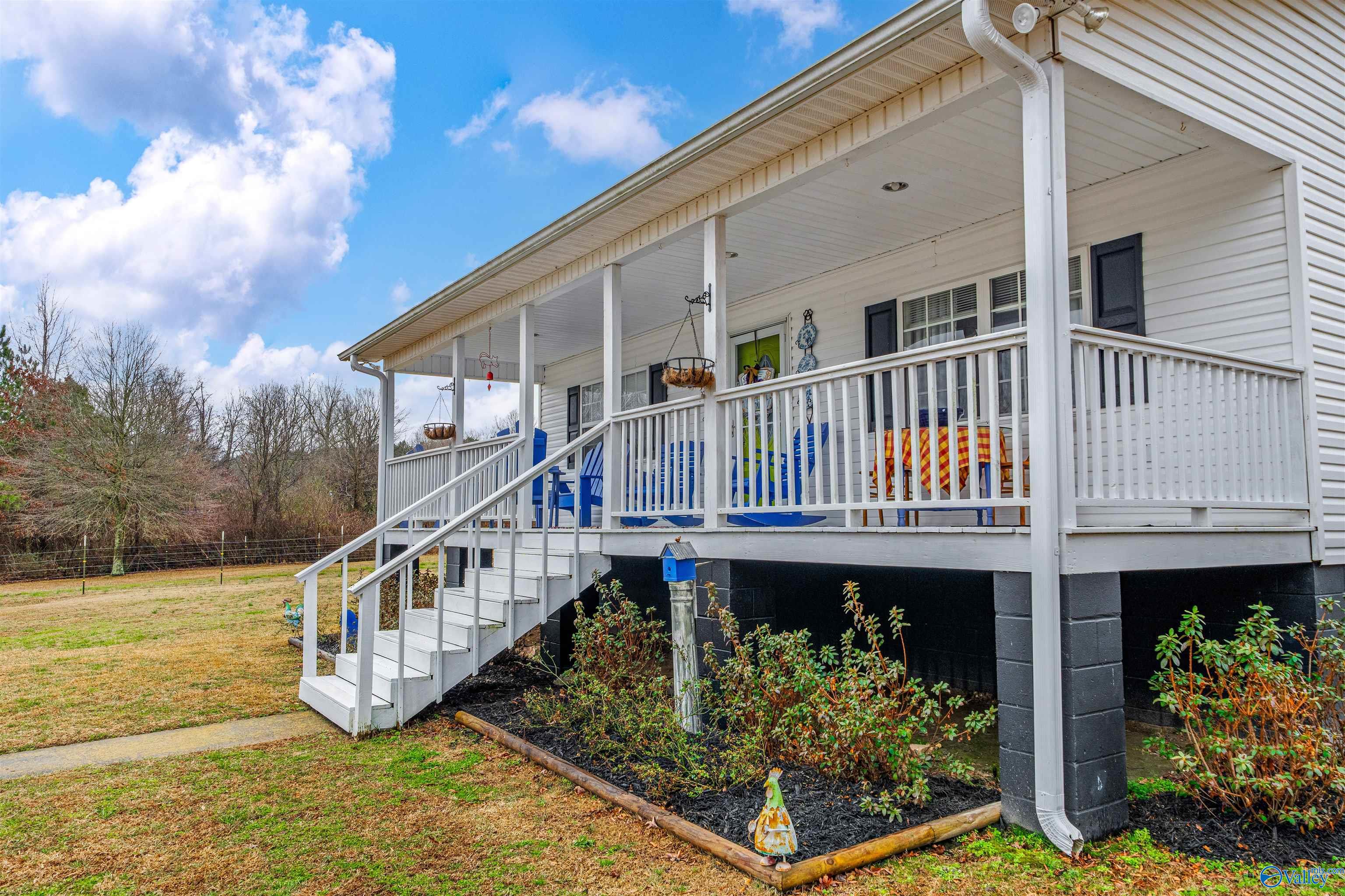 778 County Road 572