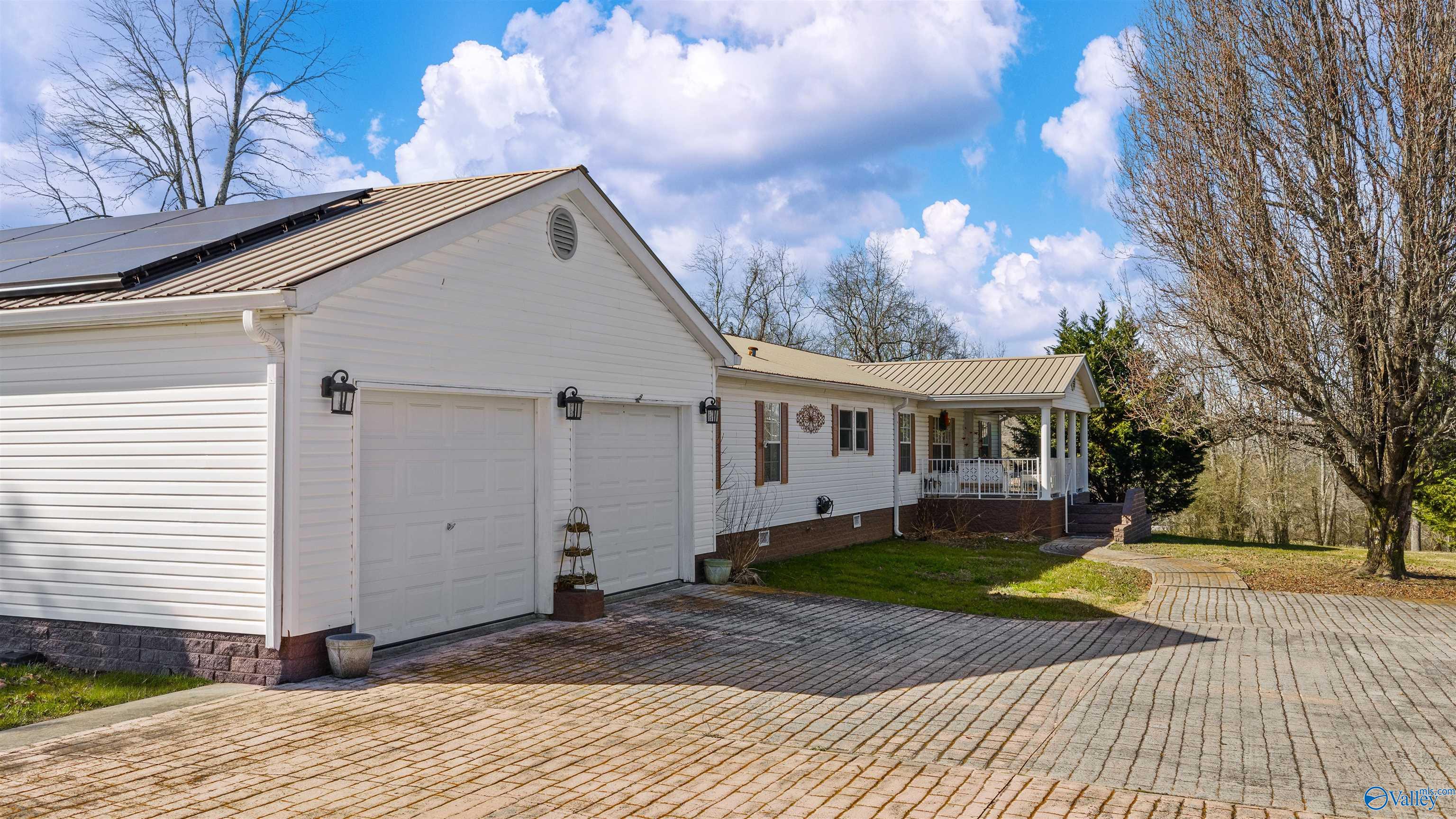 1816 Adamsburg Road E