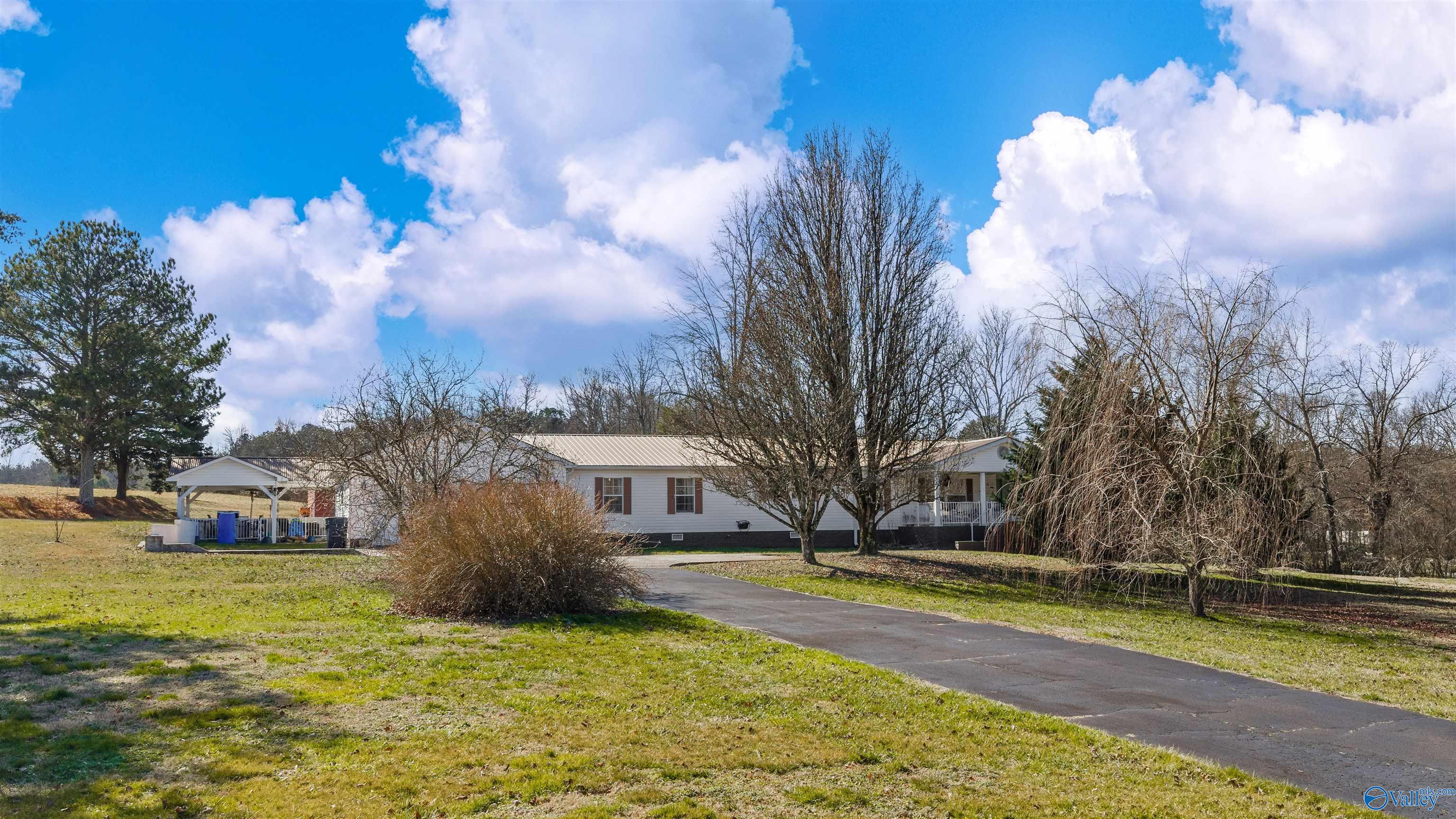 1816 Adamsburg Road E