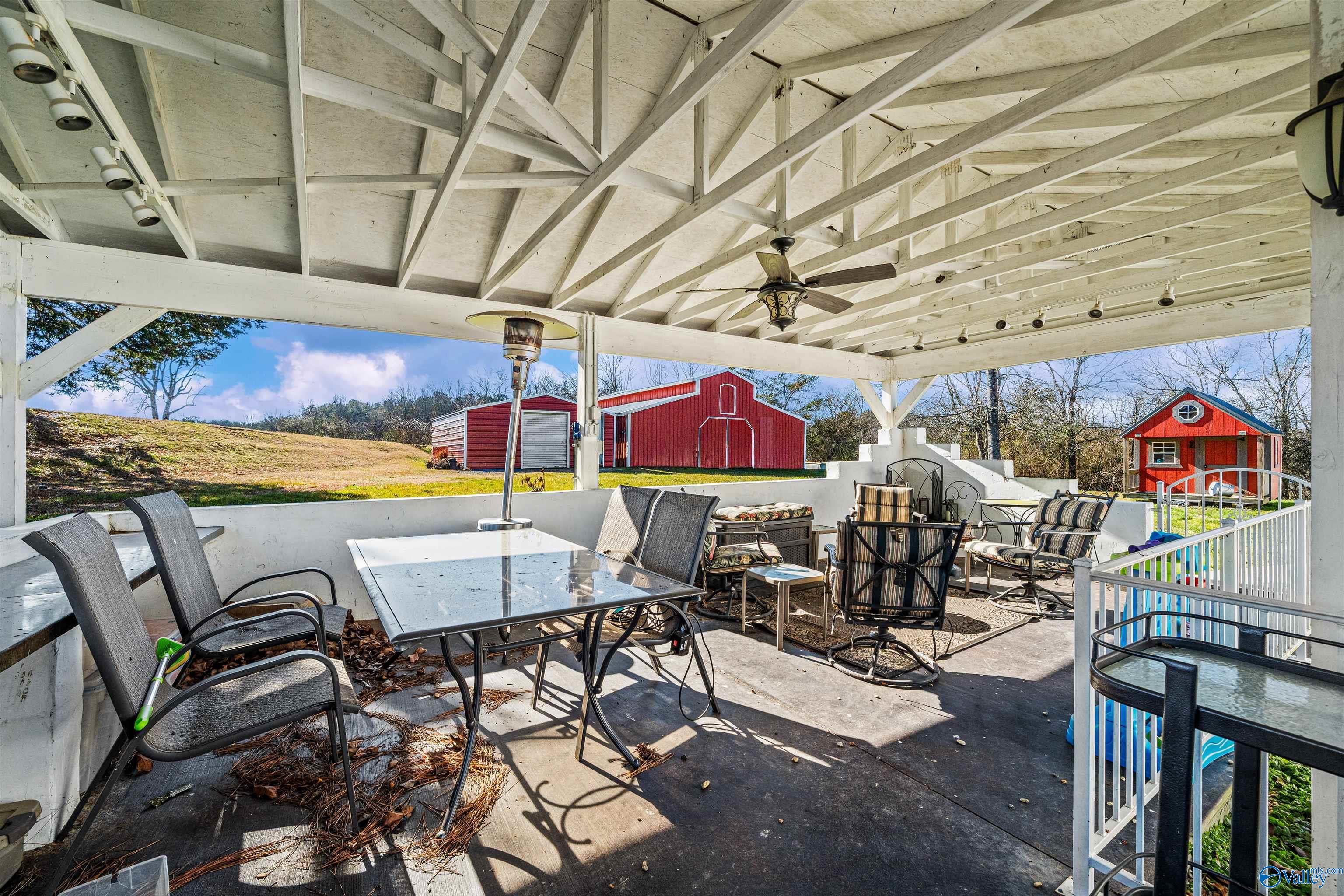 1816 Adamsburg Road E