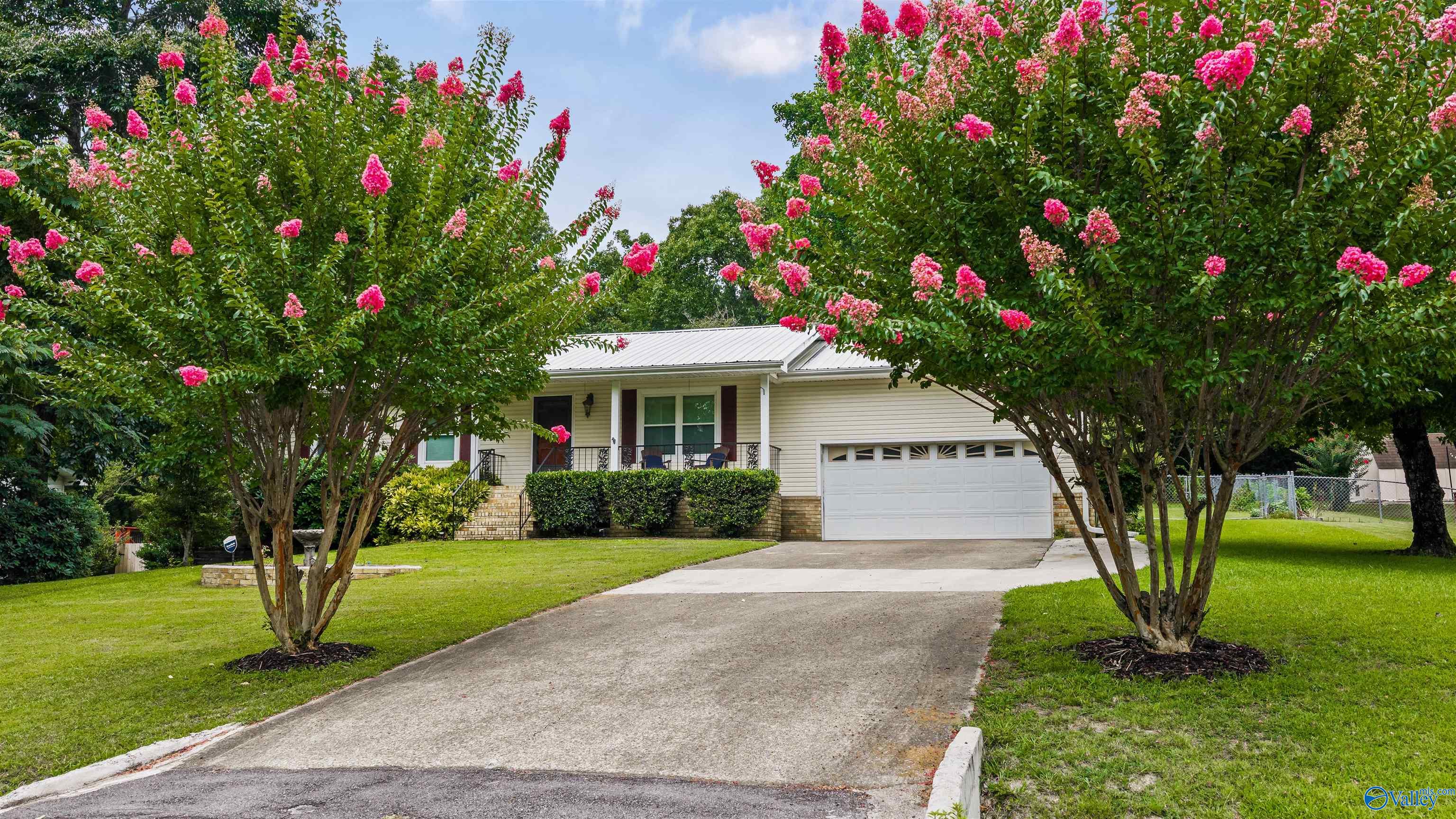 4007 Lyndale Drive