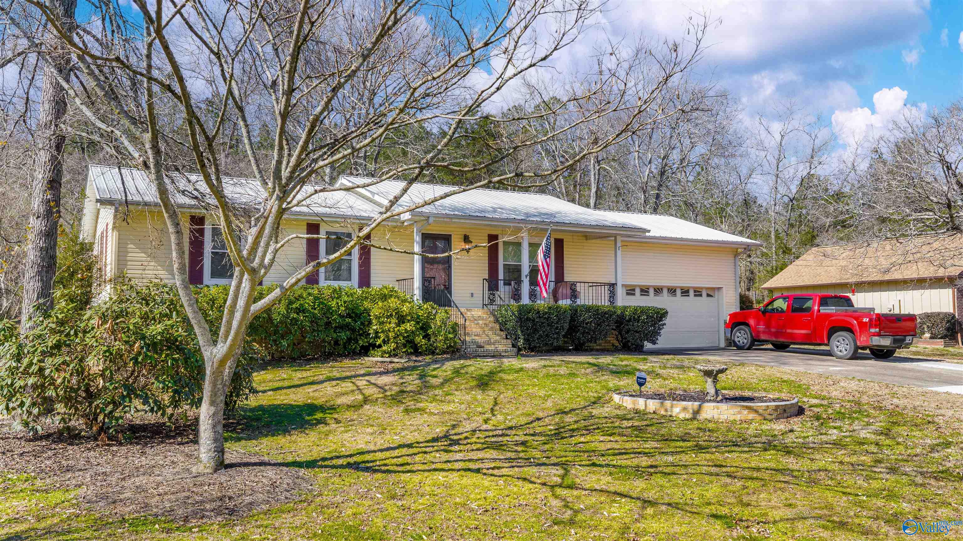 4007 Lyndale Drive