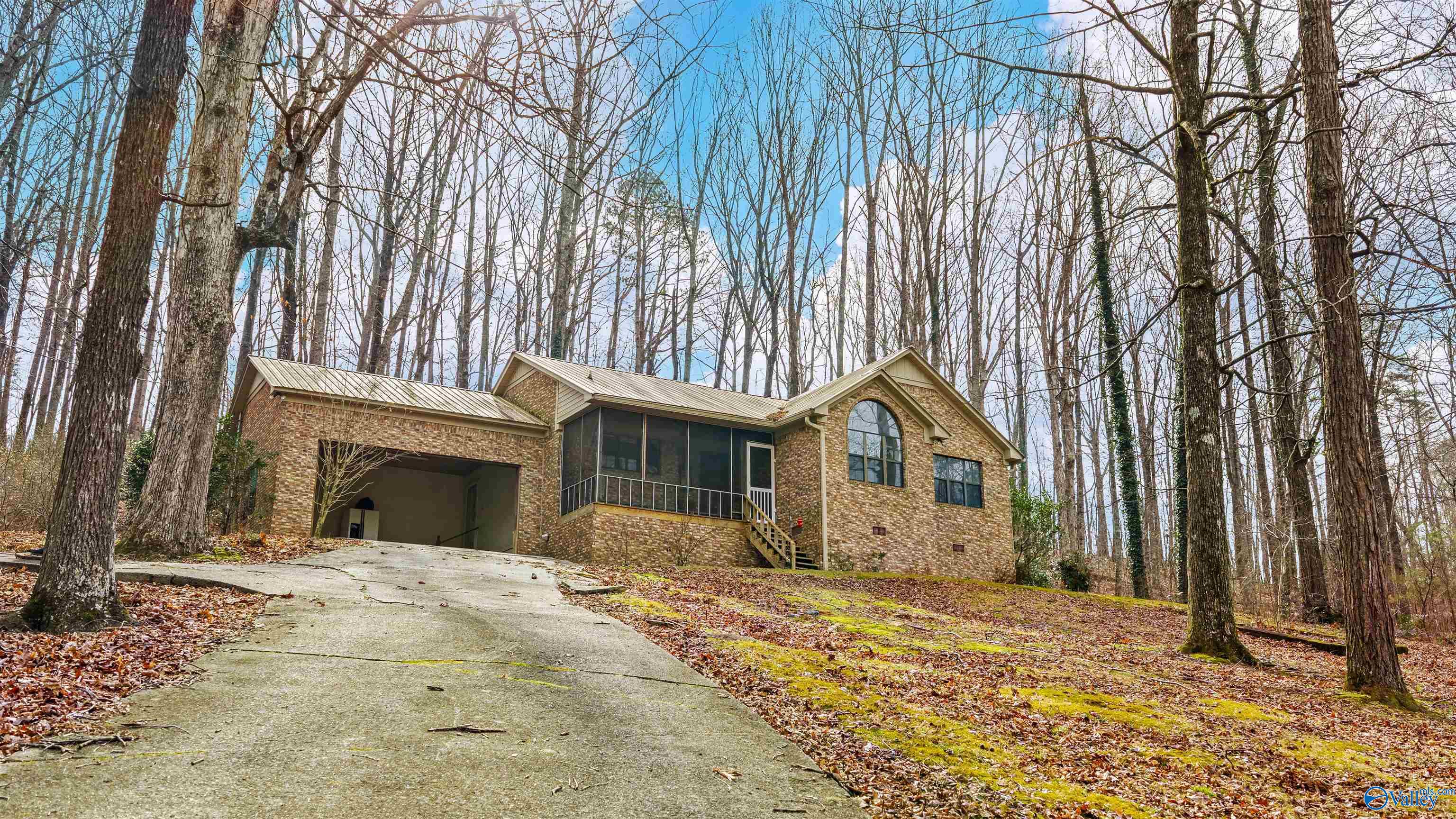 1882 County Road 97