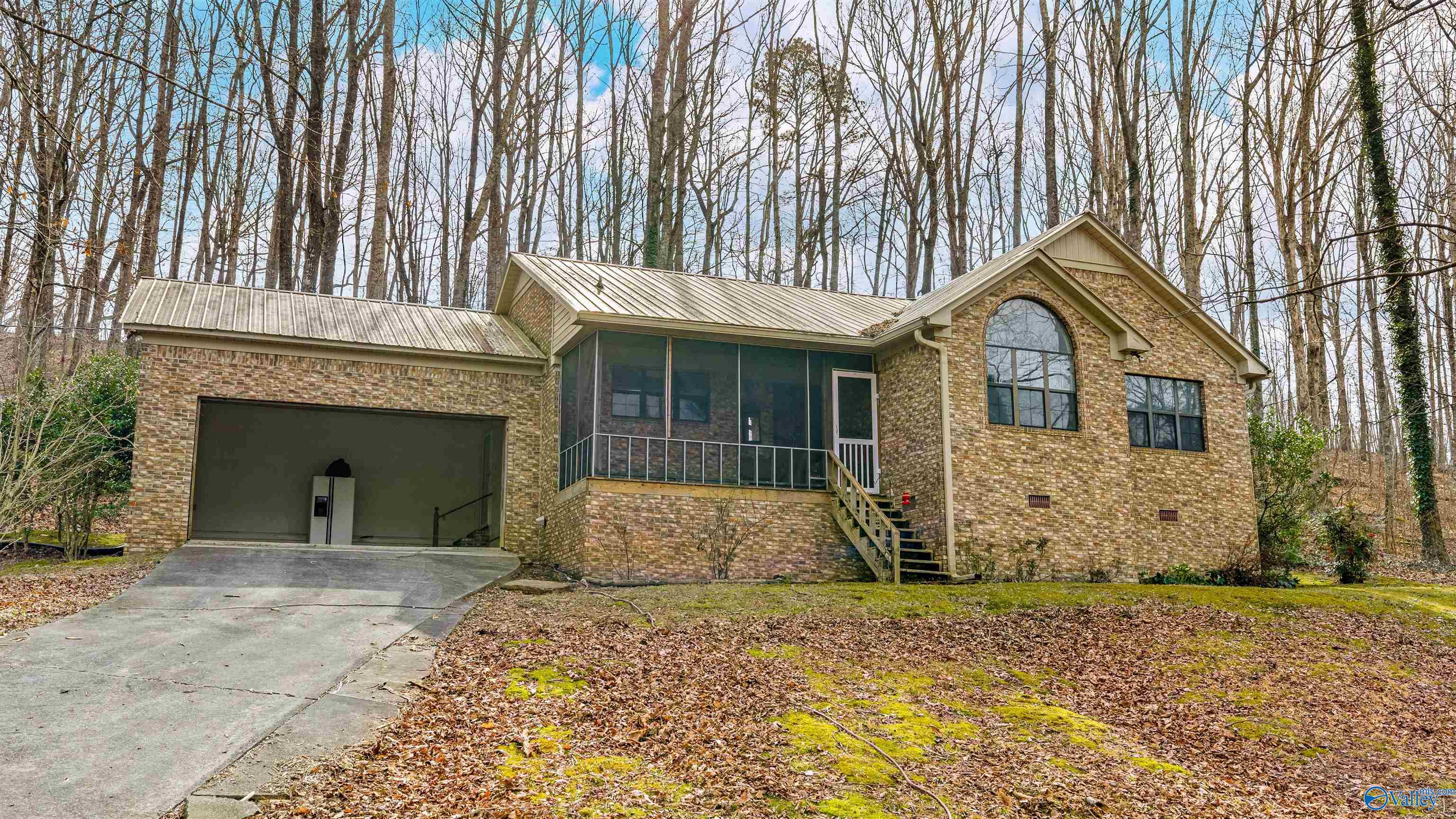 1882 County Road 97