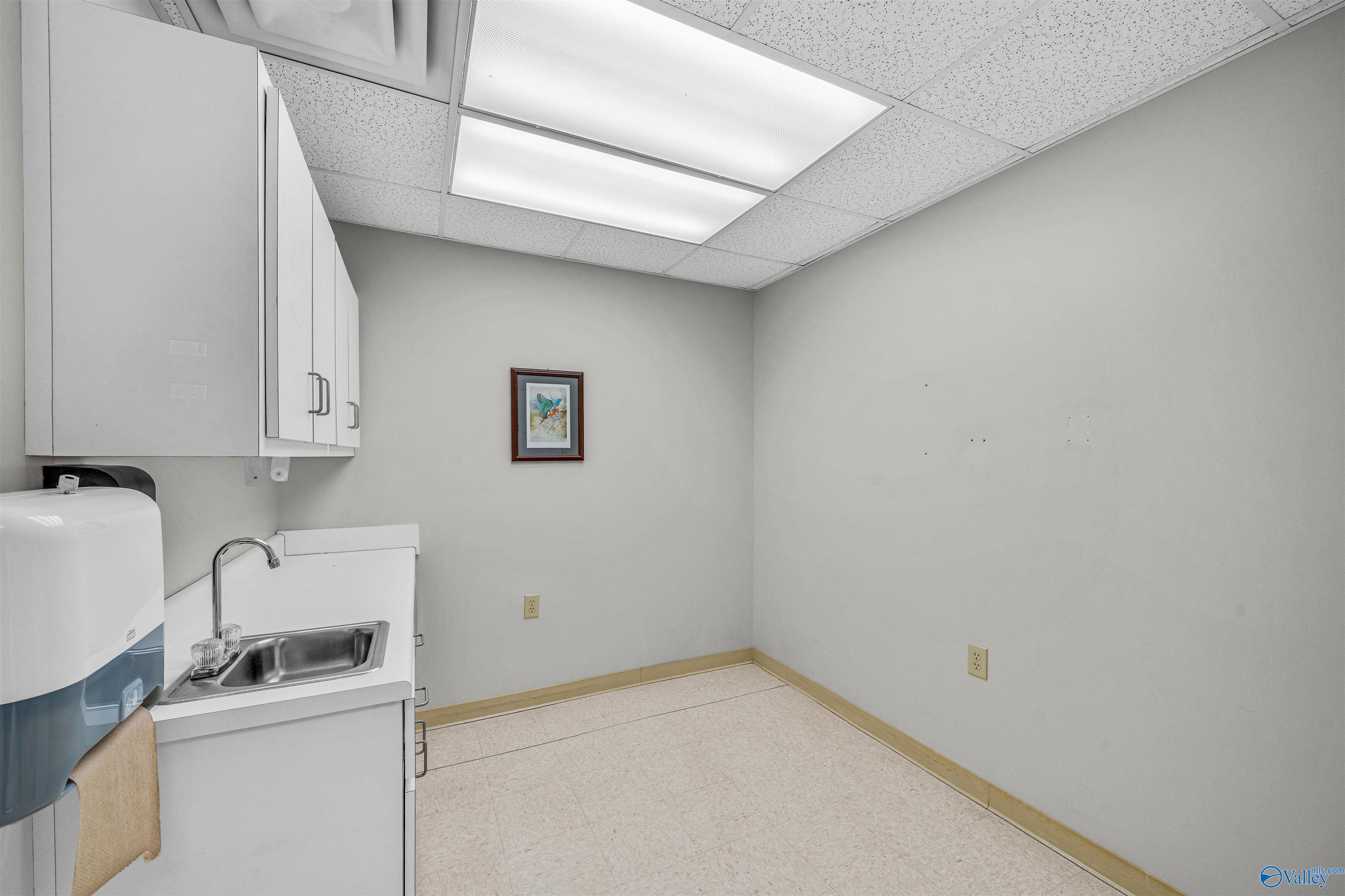 83 George Wallace Drive SE