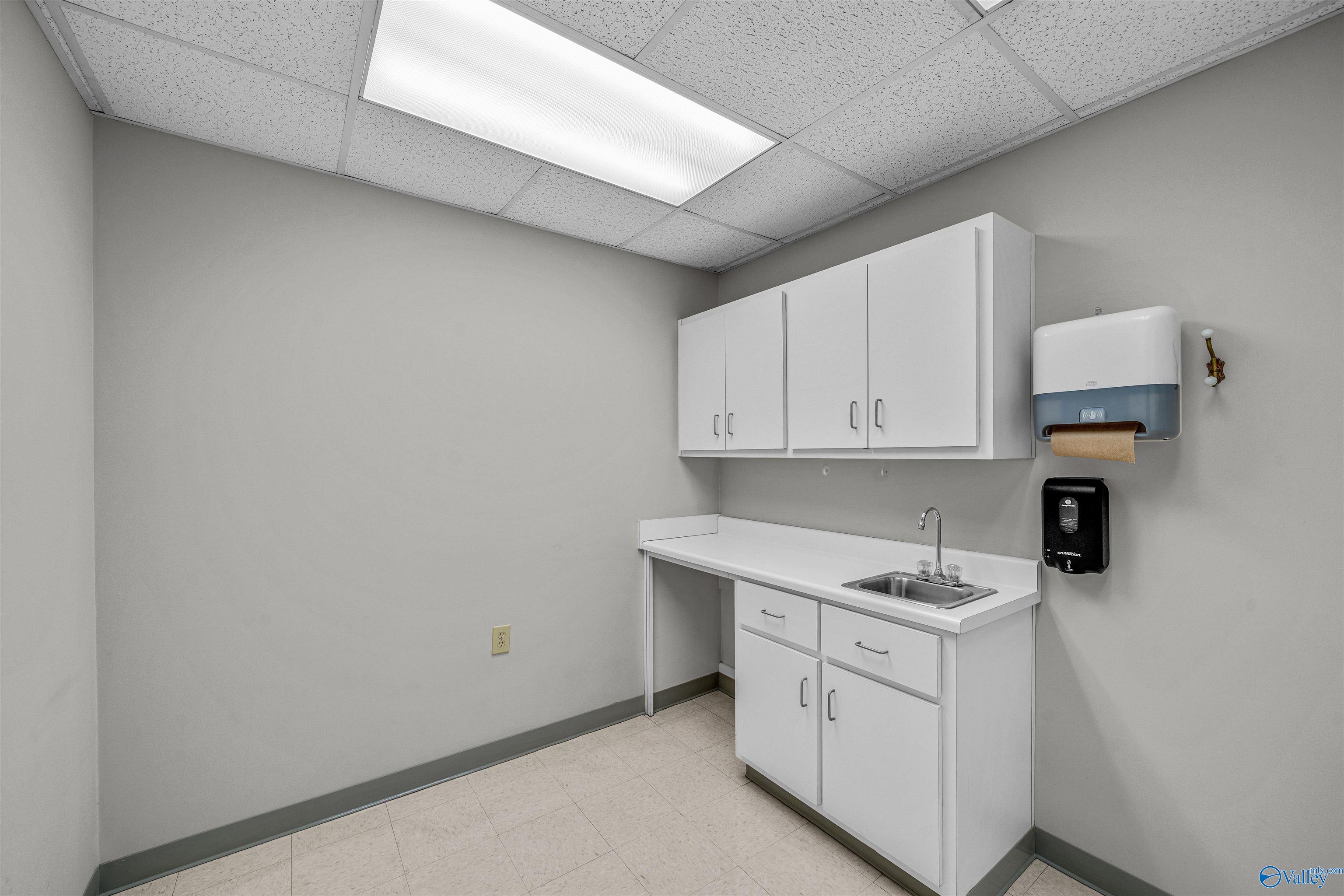 83 George Wallace Drive SE