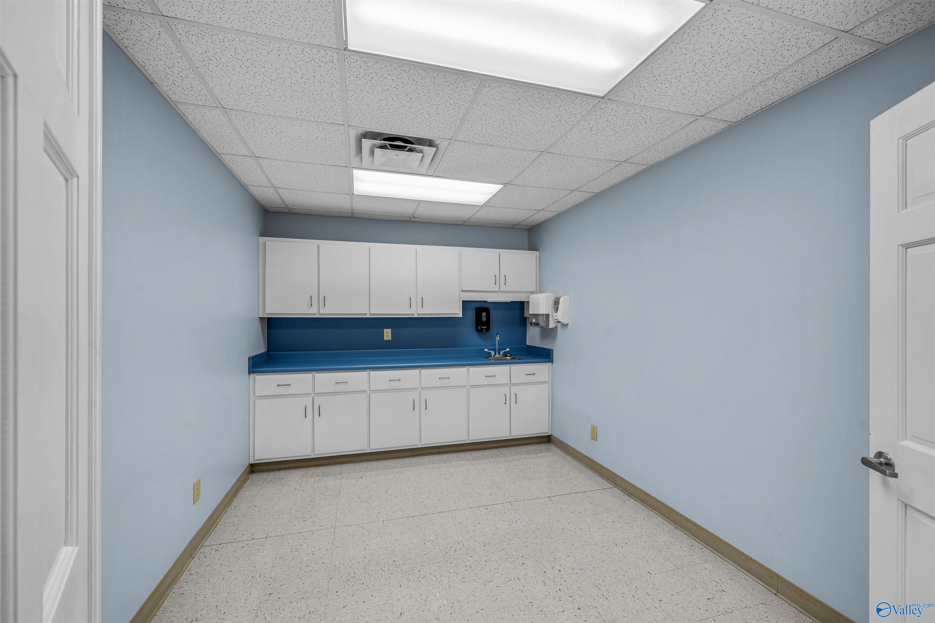 83 George Wallace Drive SE