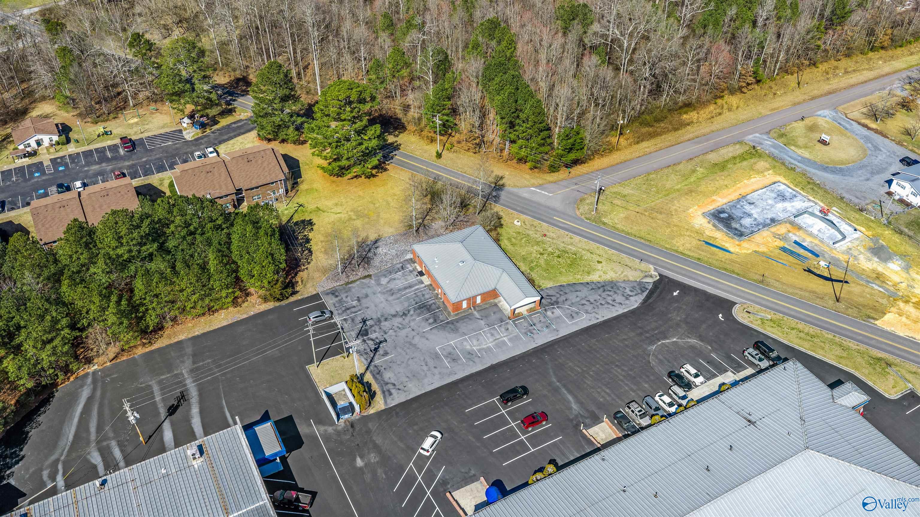 83 George Wallace Drive SE