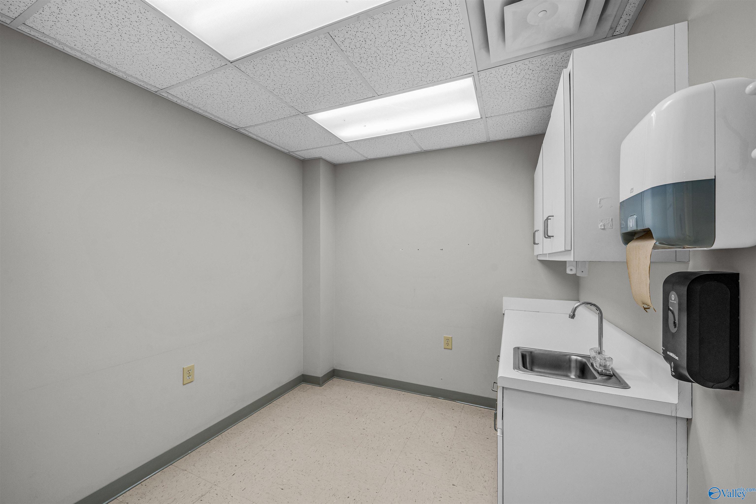 83 George Wallace Drive SE