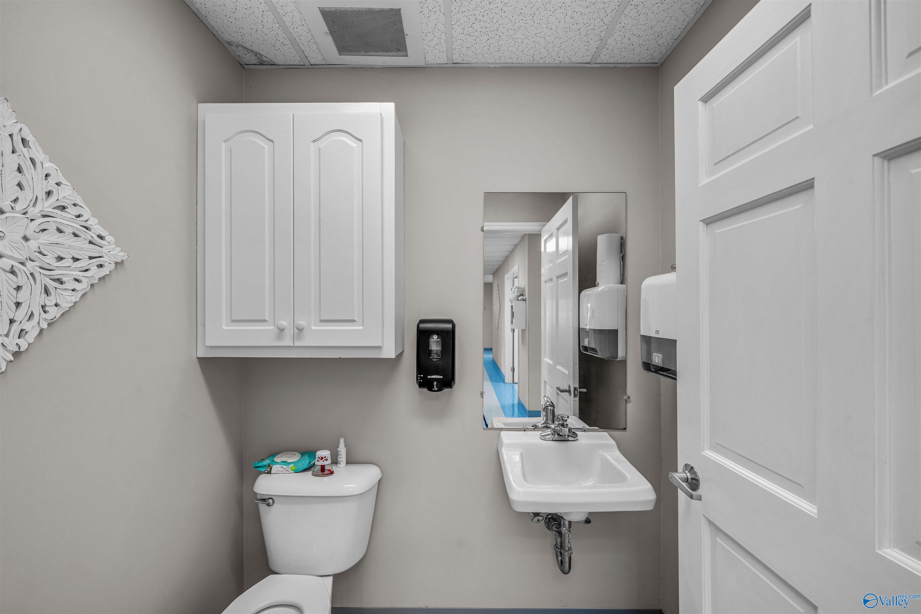 83 George Wallace Drive SE