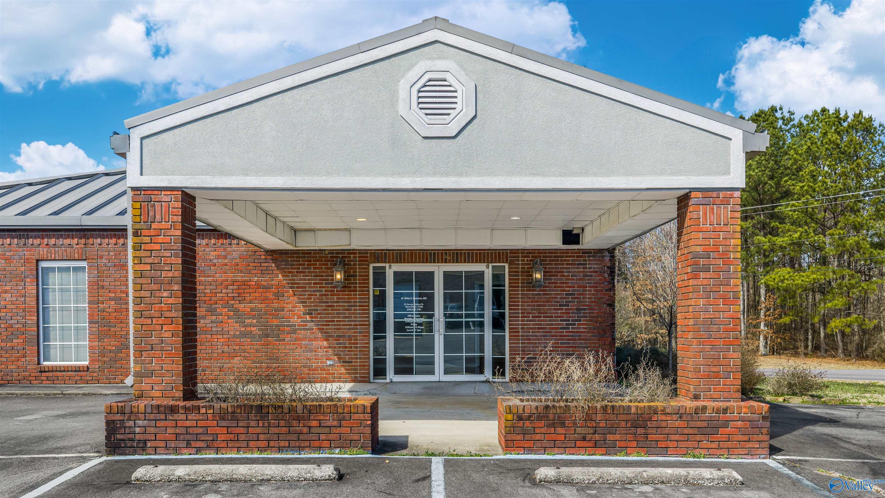 83 George Wallace Drive SE