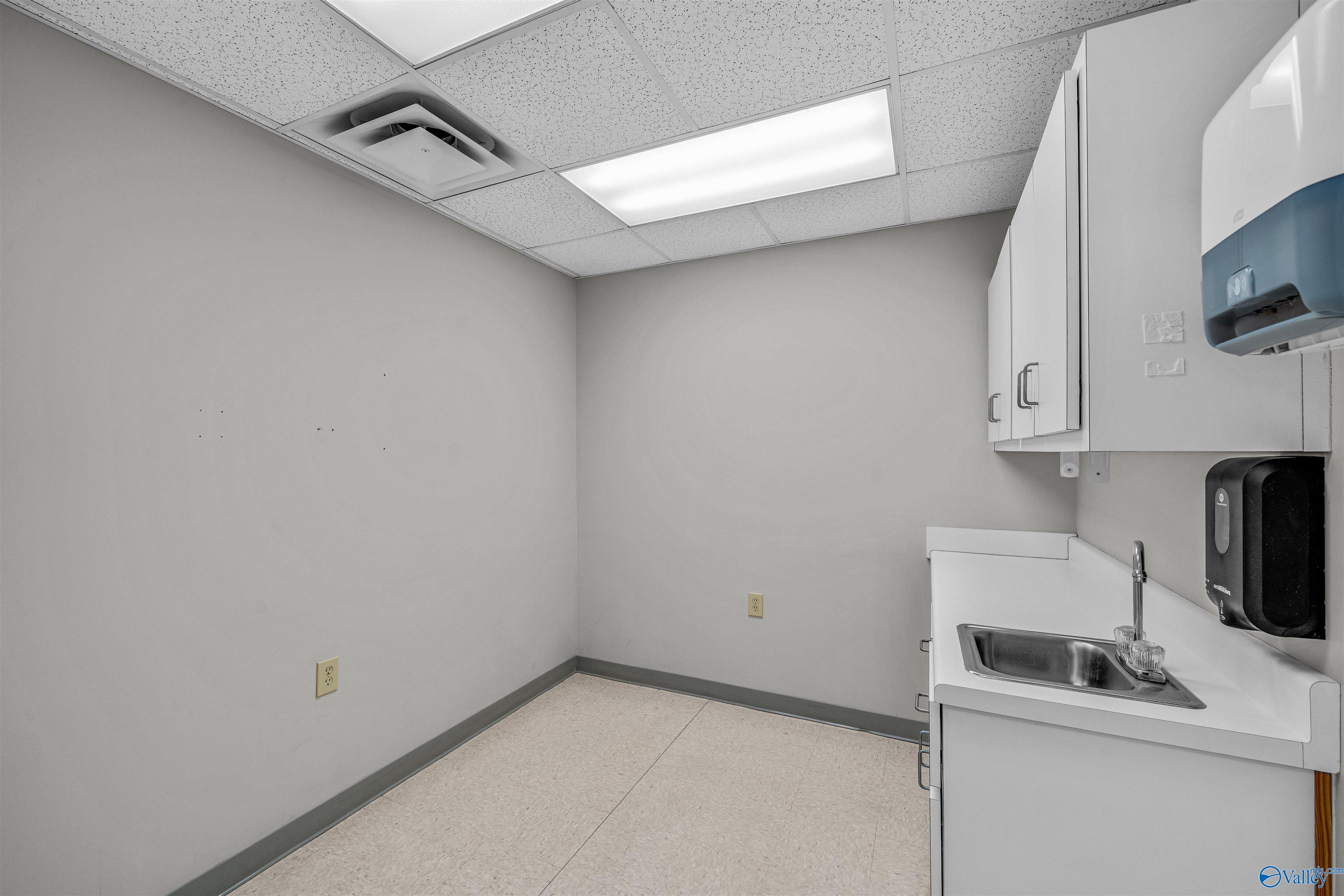 83 George Wallace Drive SE