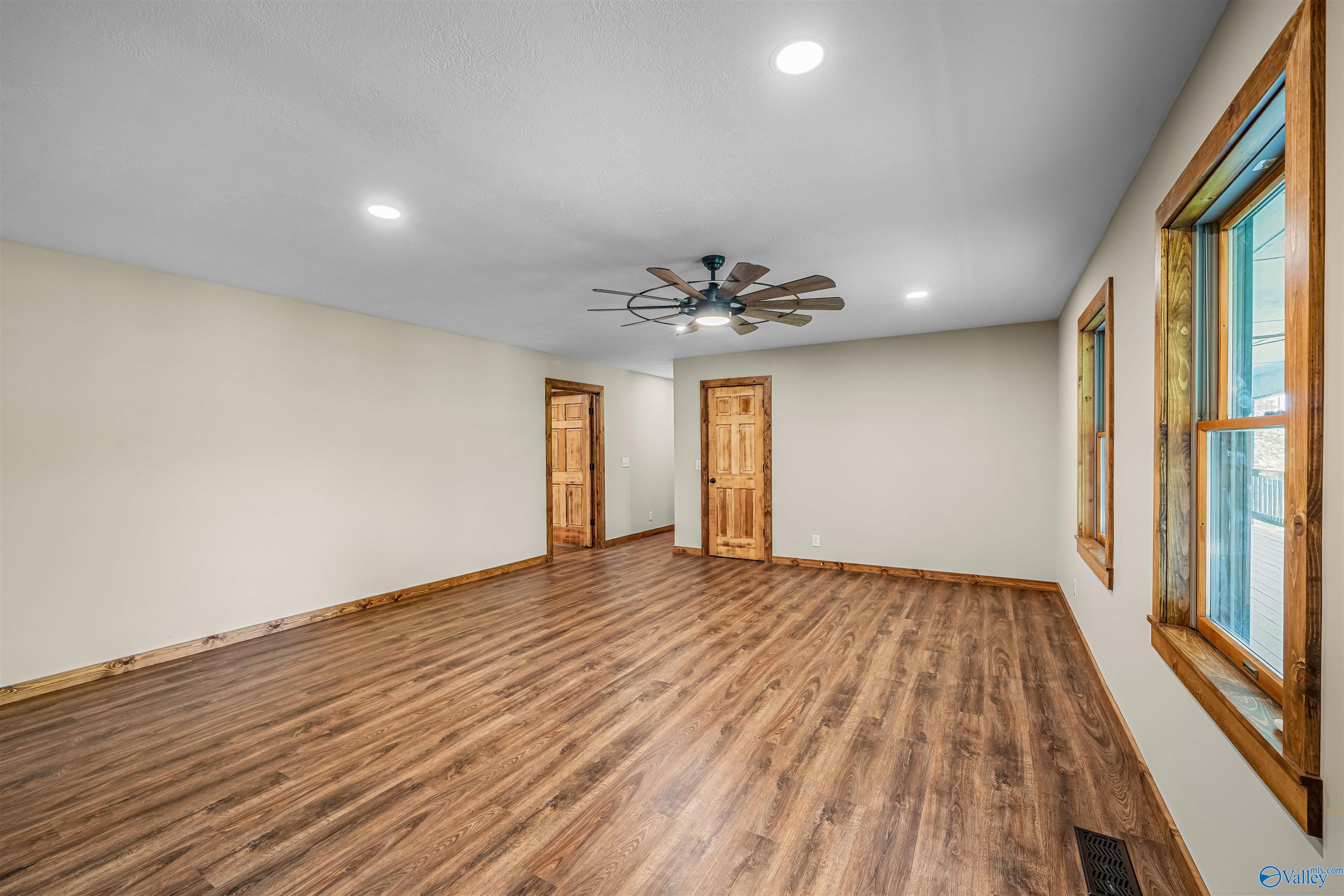 6654 County Road 223