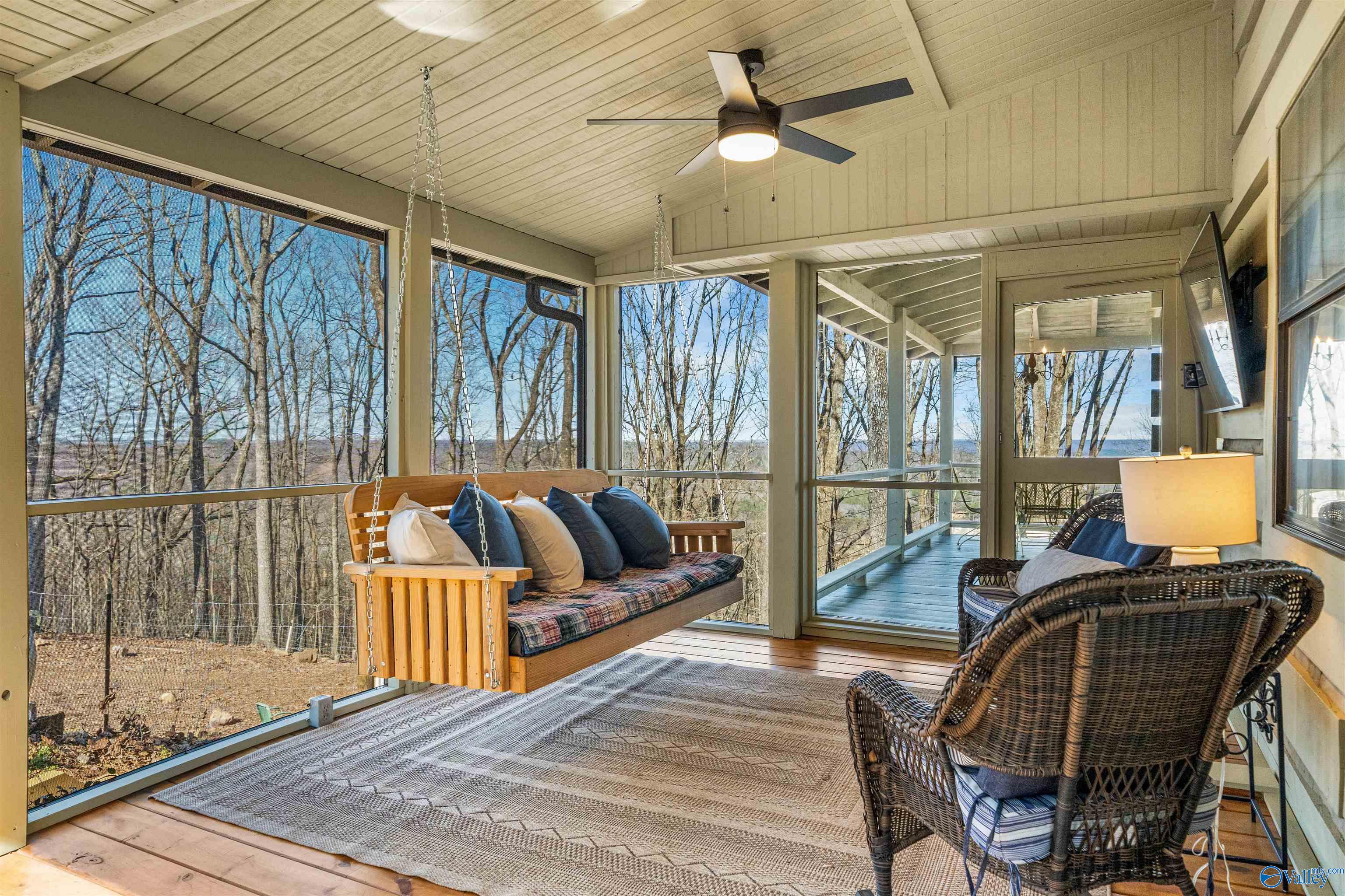1076 County Road 81