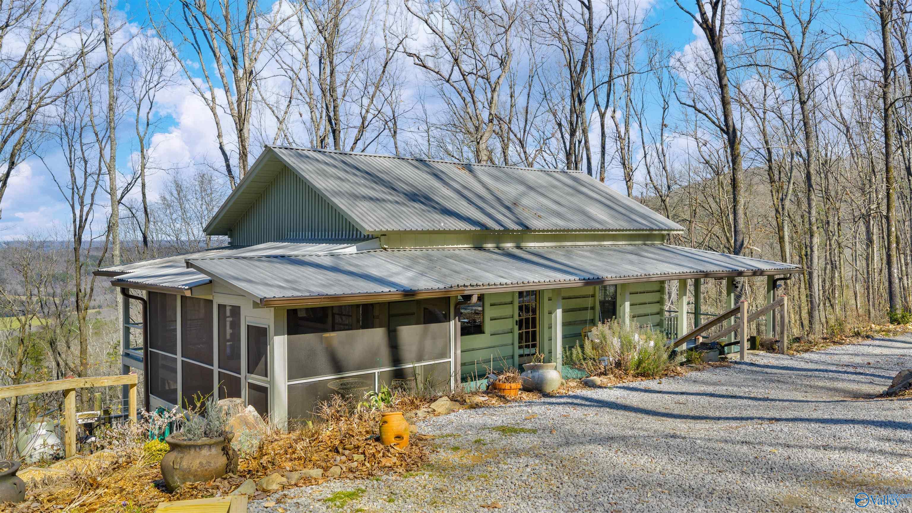 1076 County Road 81