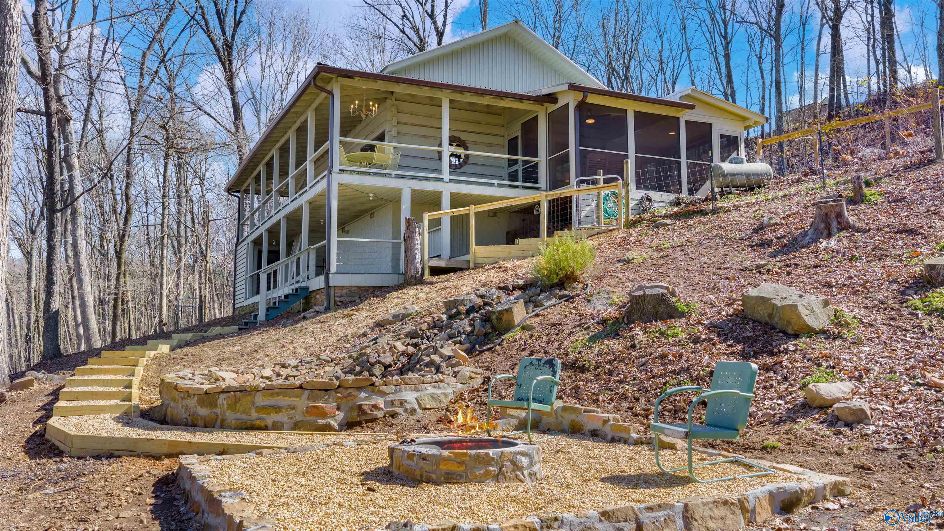 1076 County Road 81