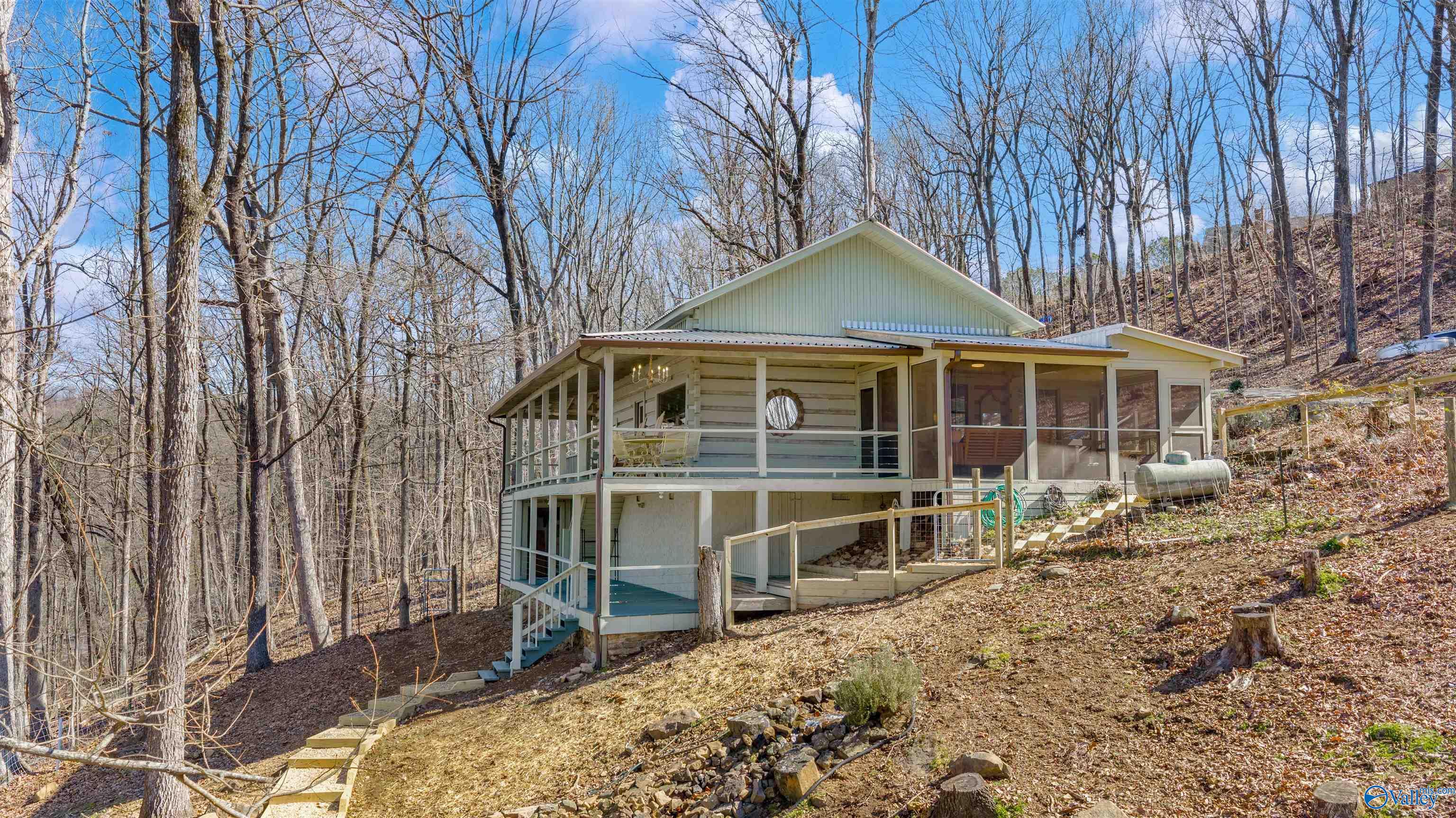 1076 County Road 81