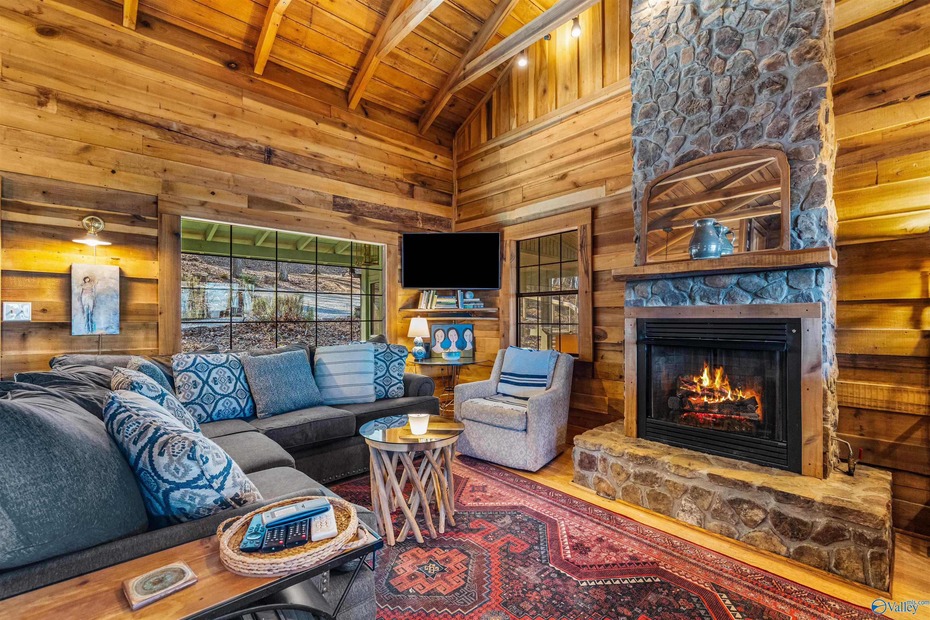 1076 County Road 81