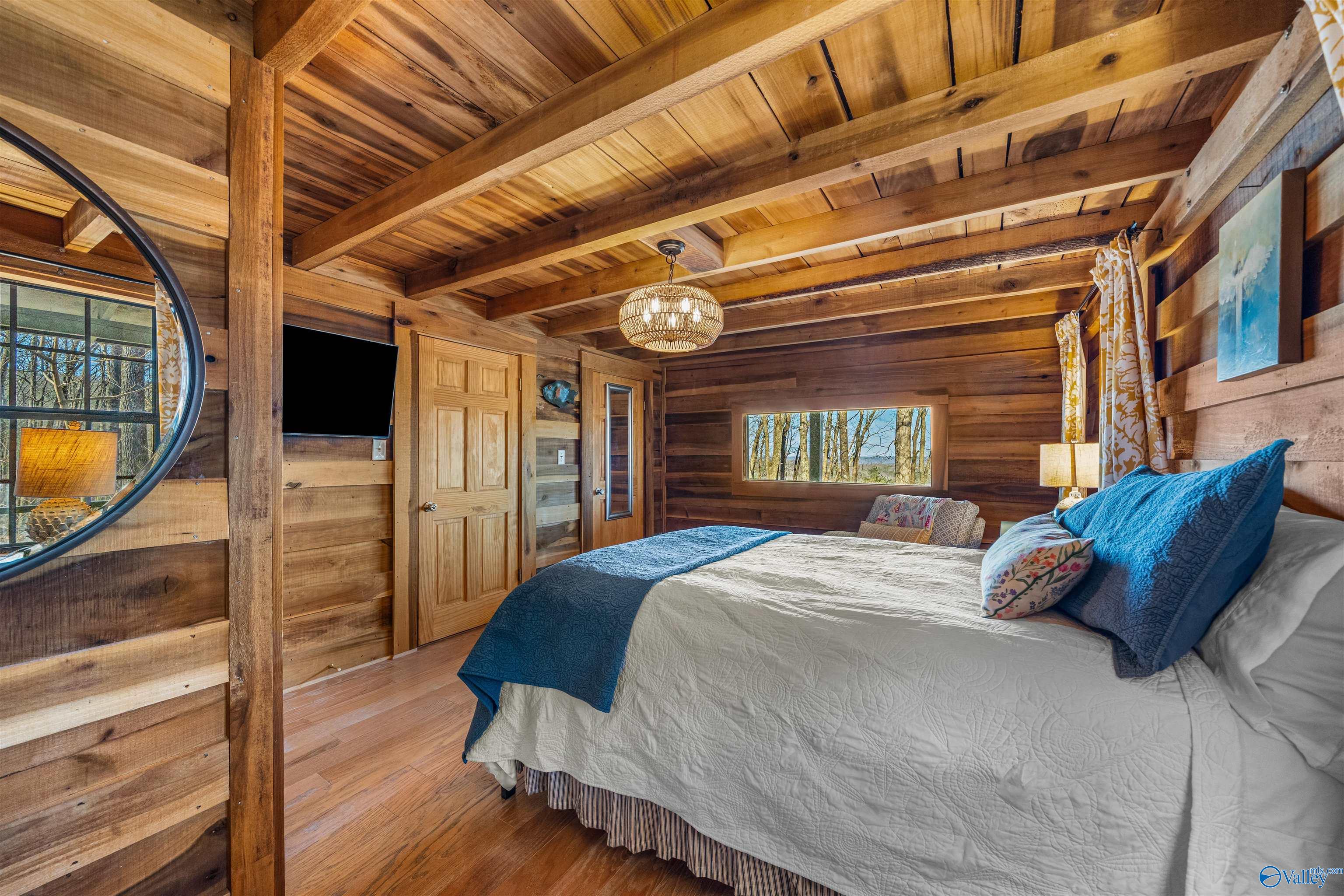1076 County Road 81