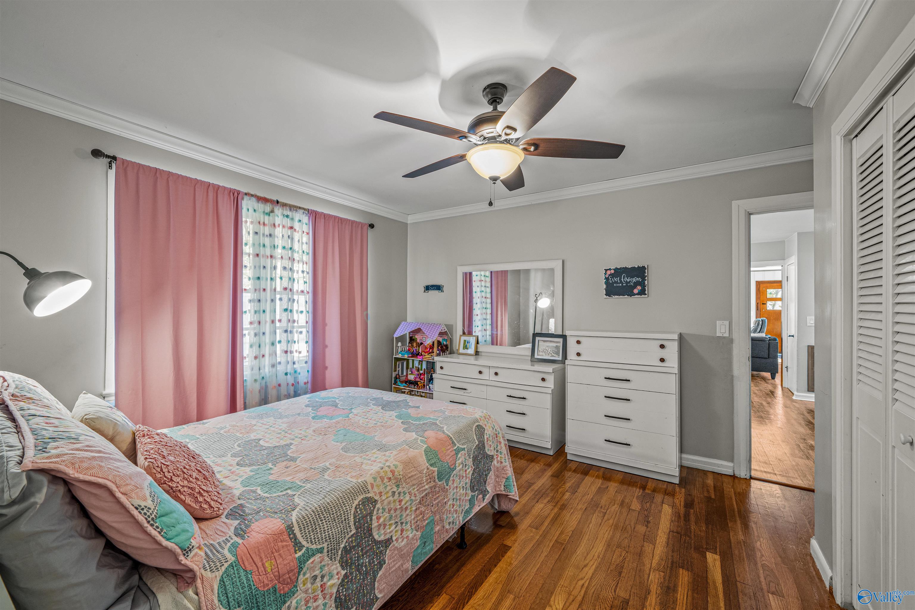 106 Rainbow Drive SW