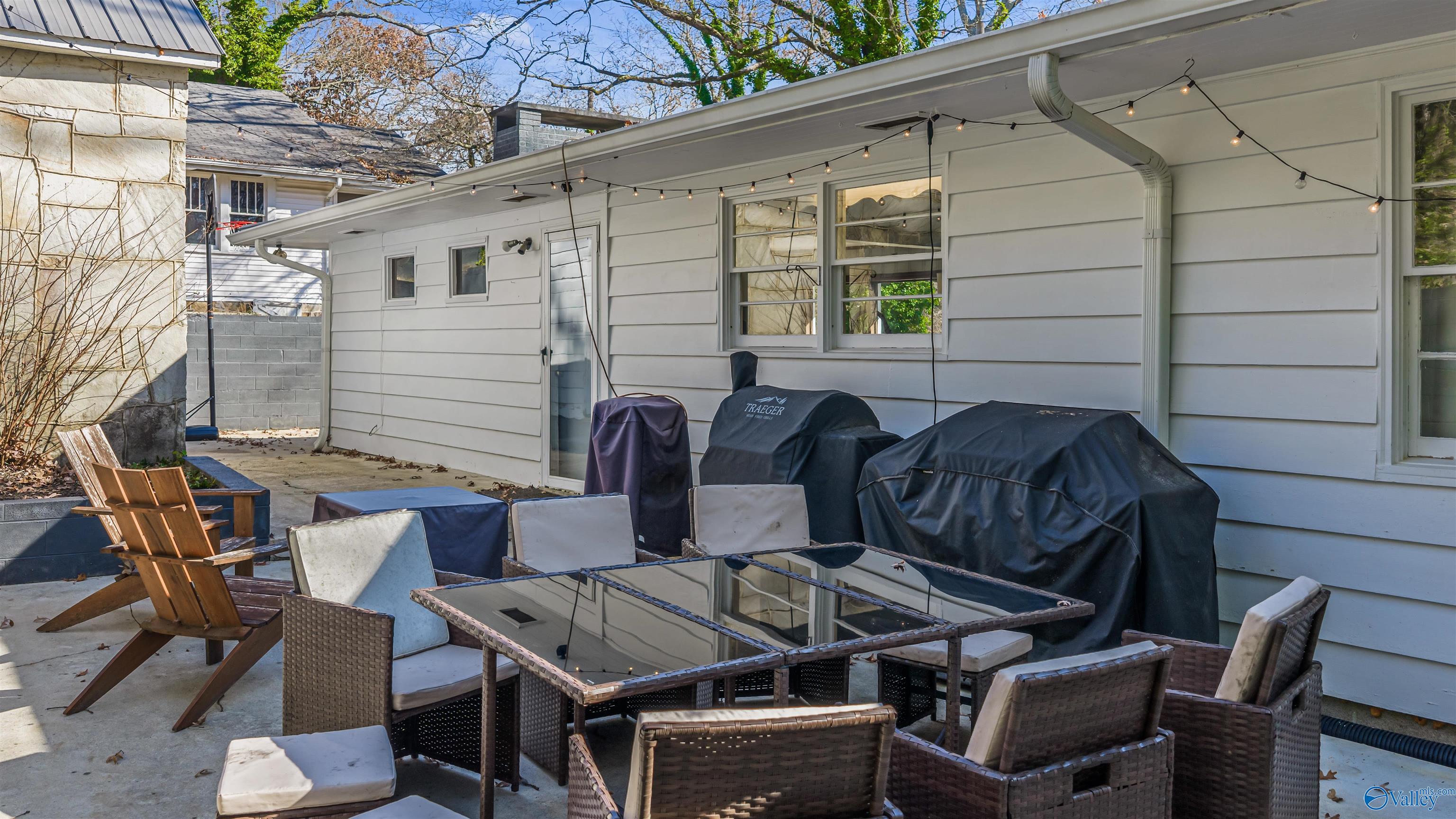 106 Rainbow Drive SW