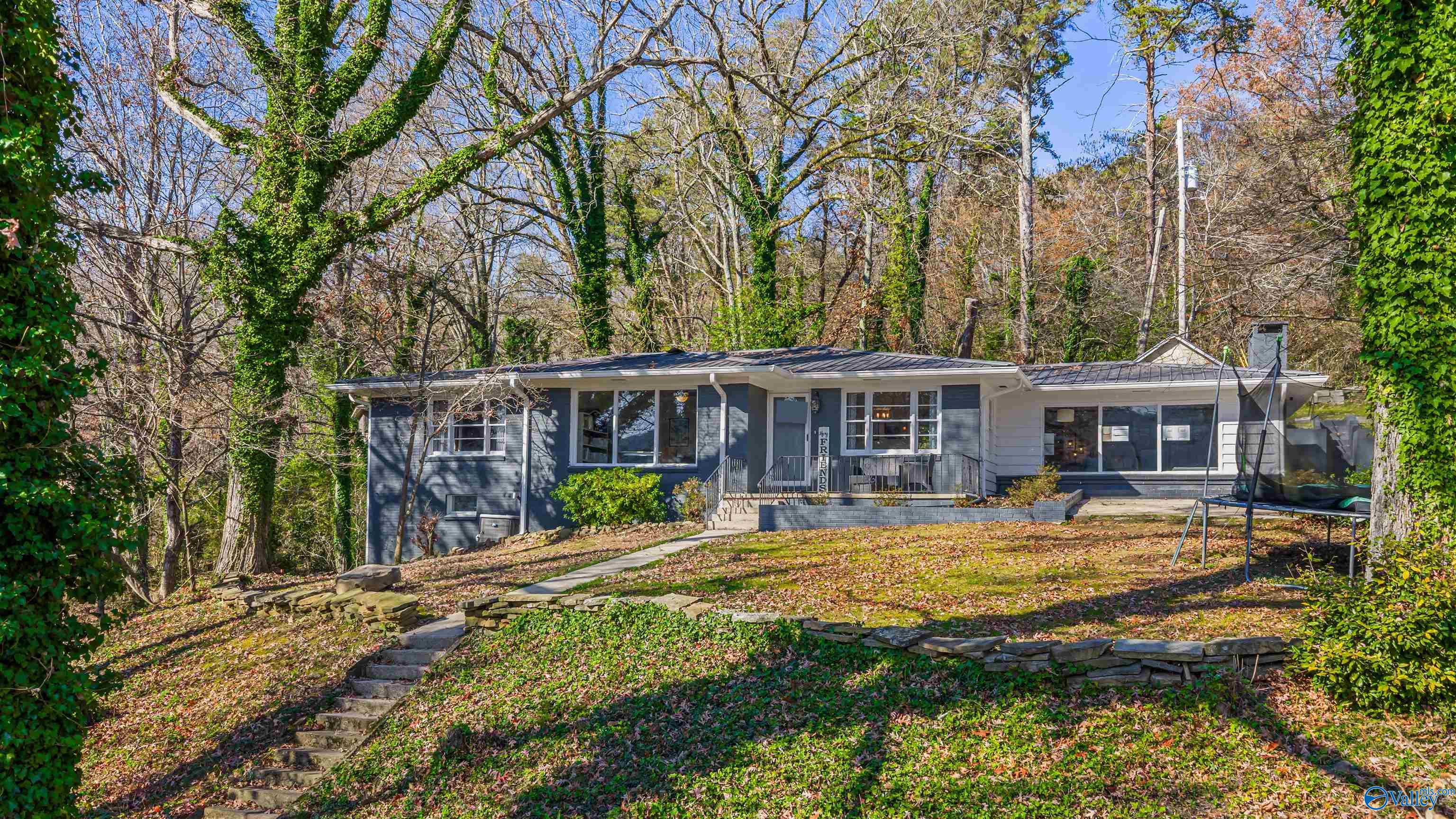 106 Rainbow Drive SW