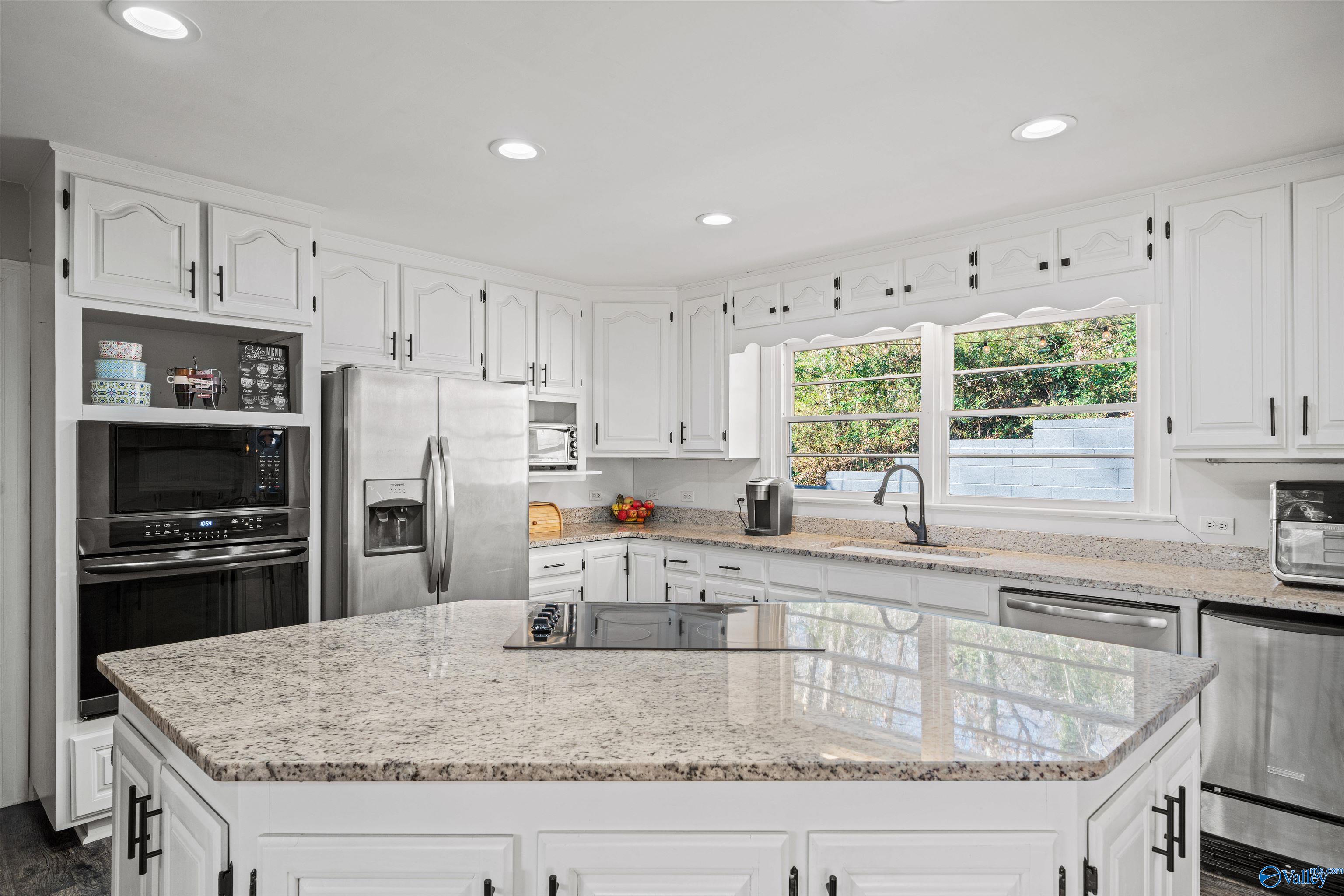 106 Rainbow Drive SW