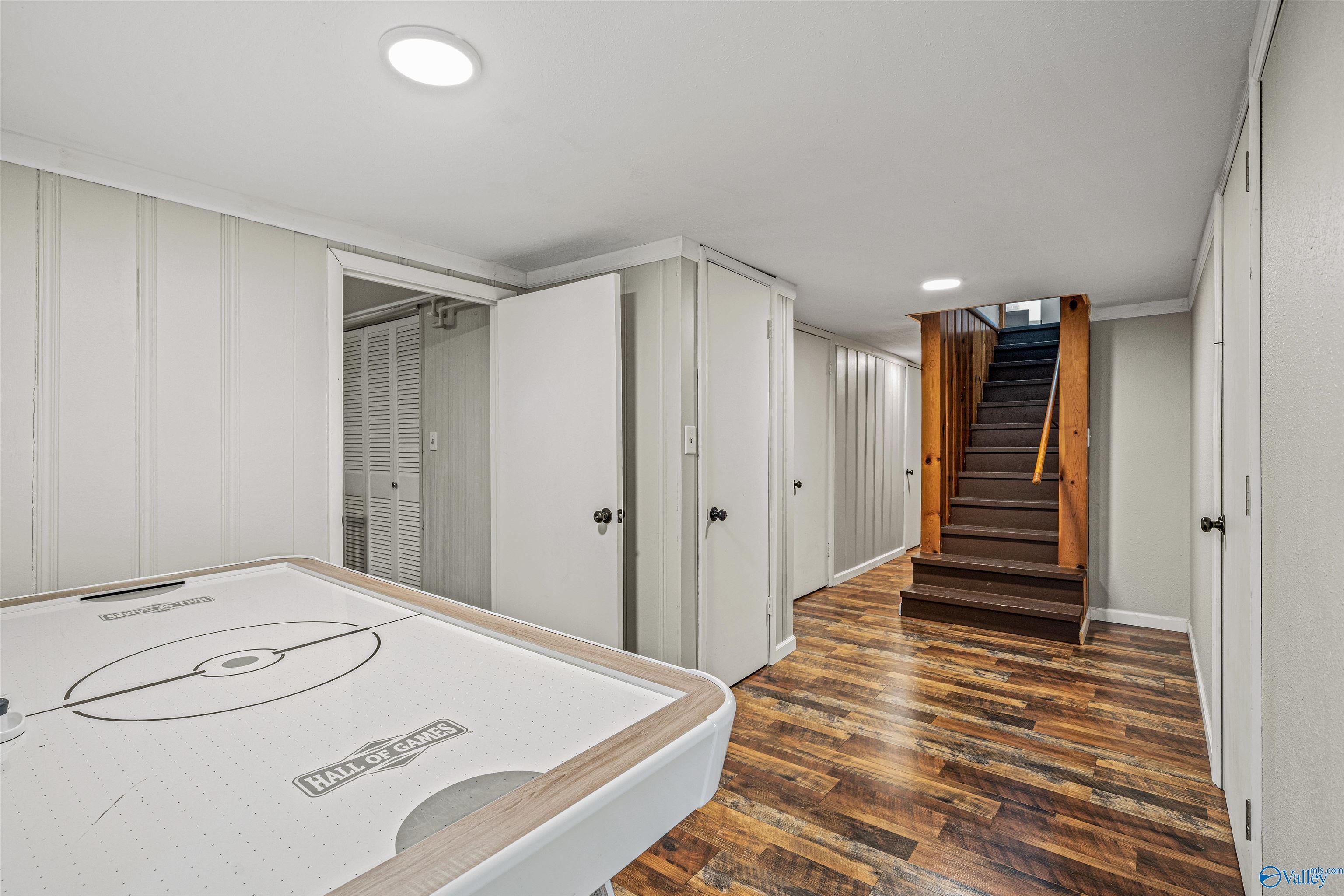106 Rainbow Drive SW
