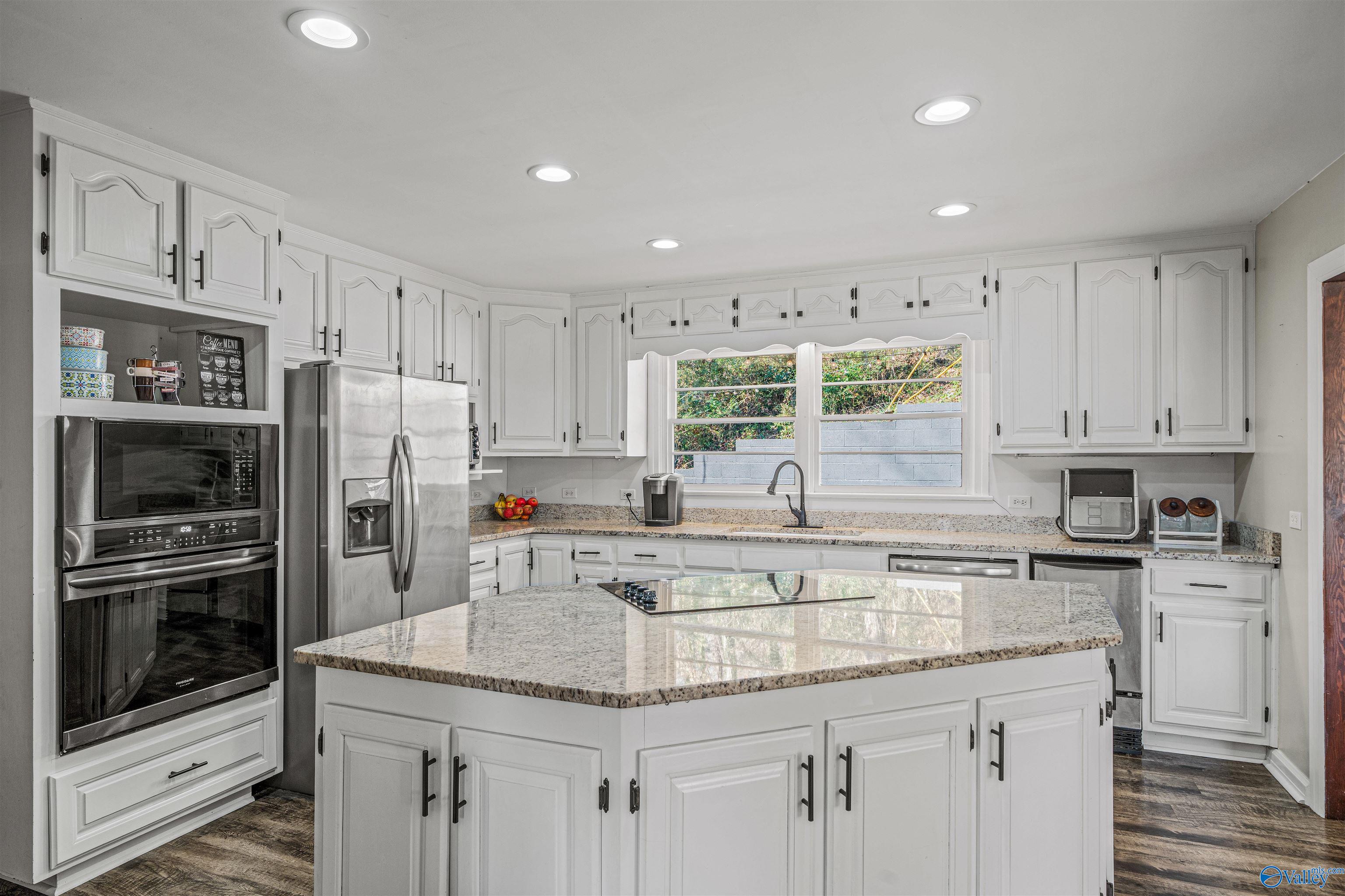 106 Rainbow Drive SW