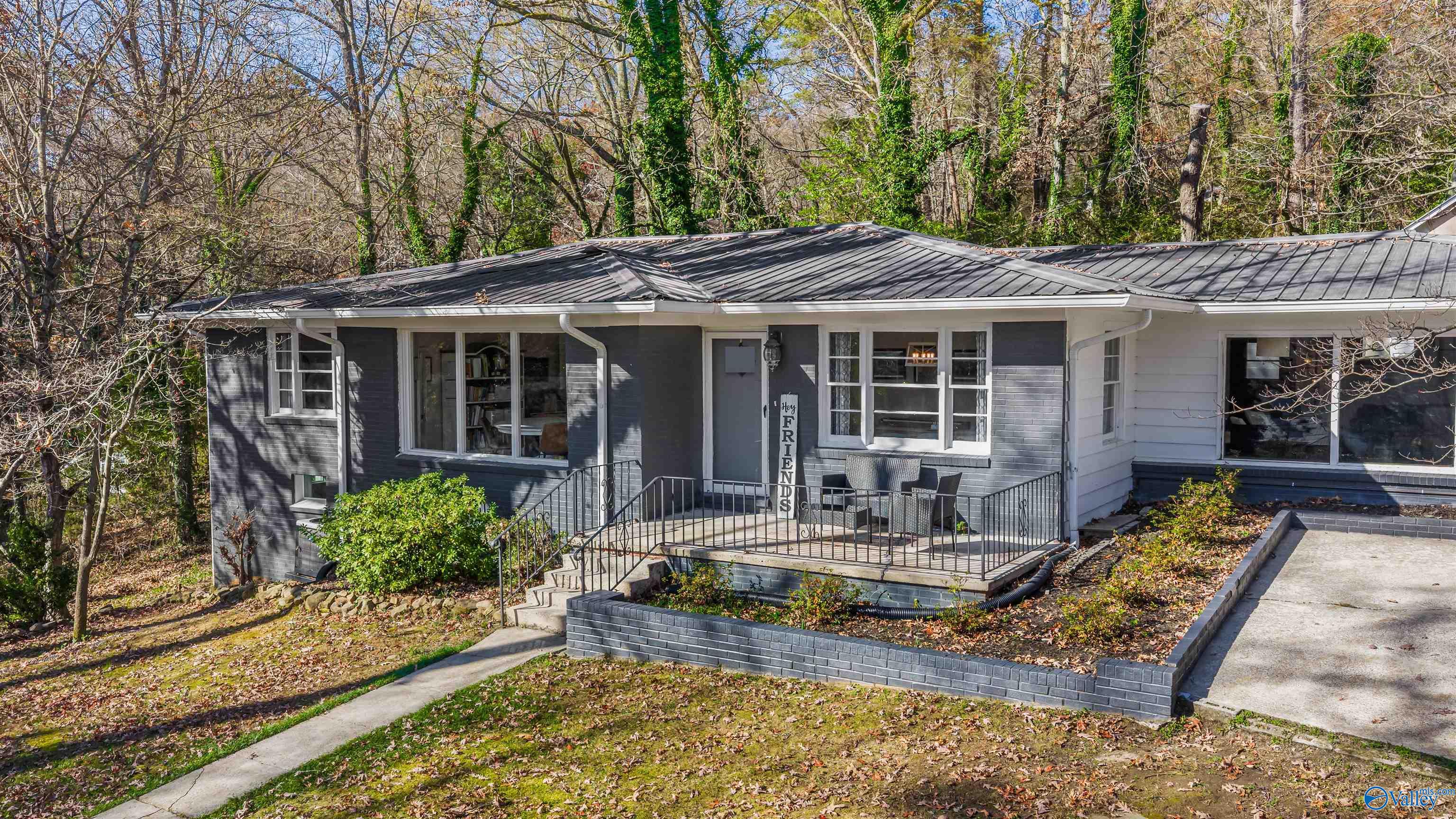 106 Rainbow Drive SW
