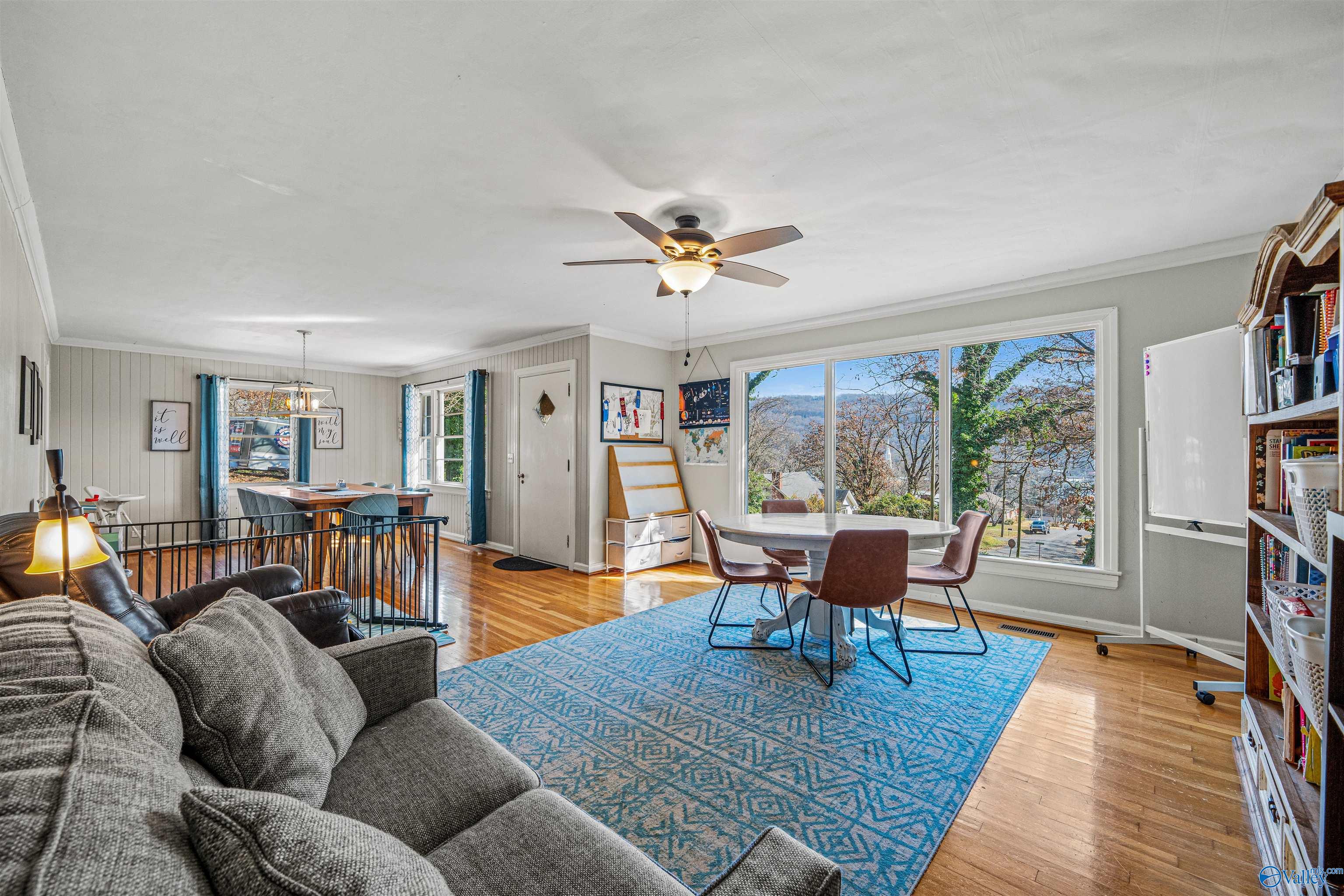 106 Rainbow Drive SW