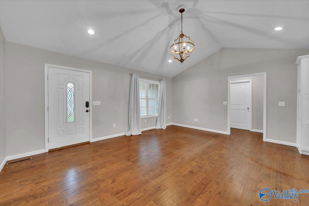 193 Keef Avenue