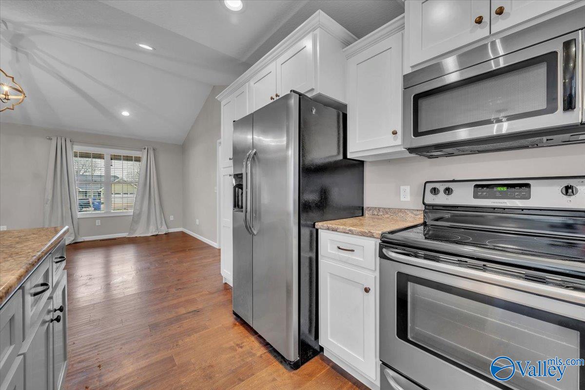 193 Keef Avenue