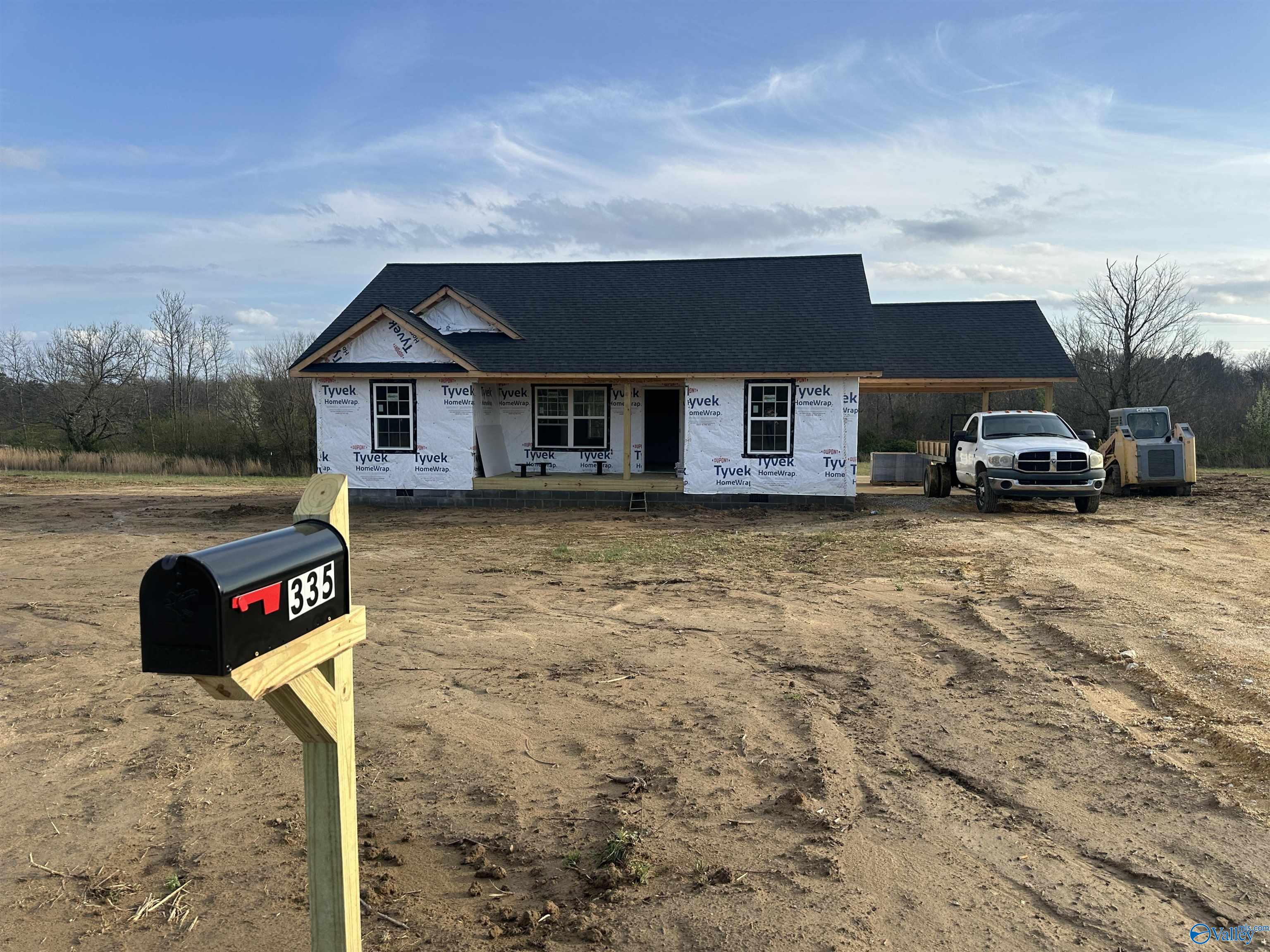 335 County Road 460