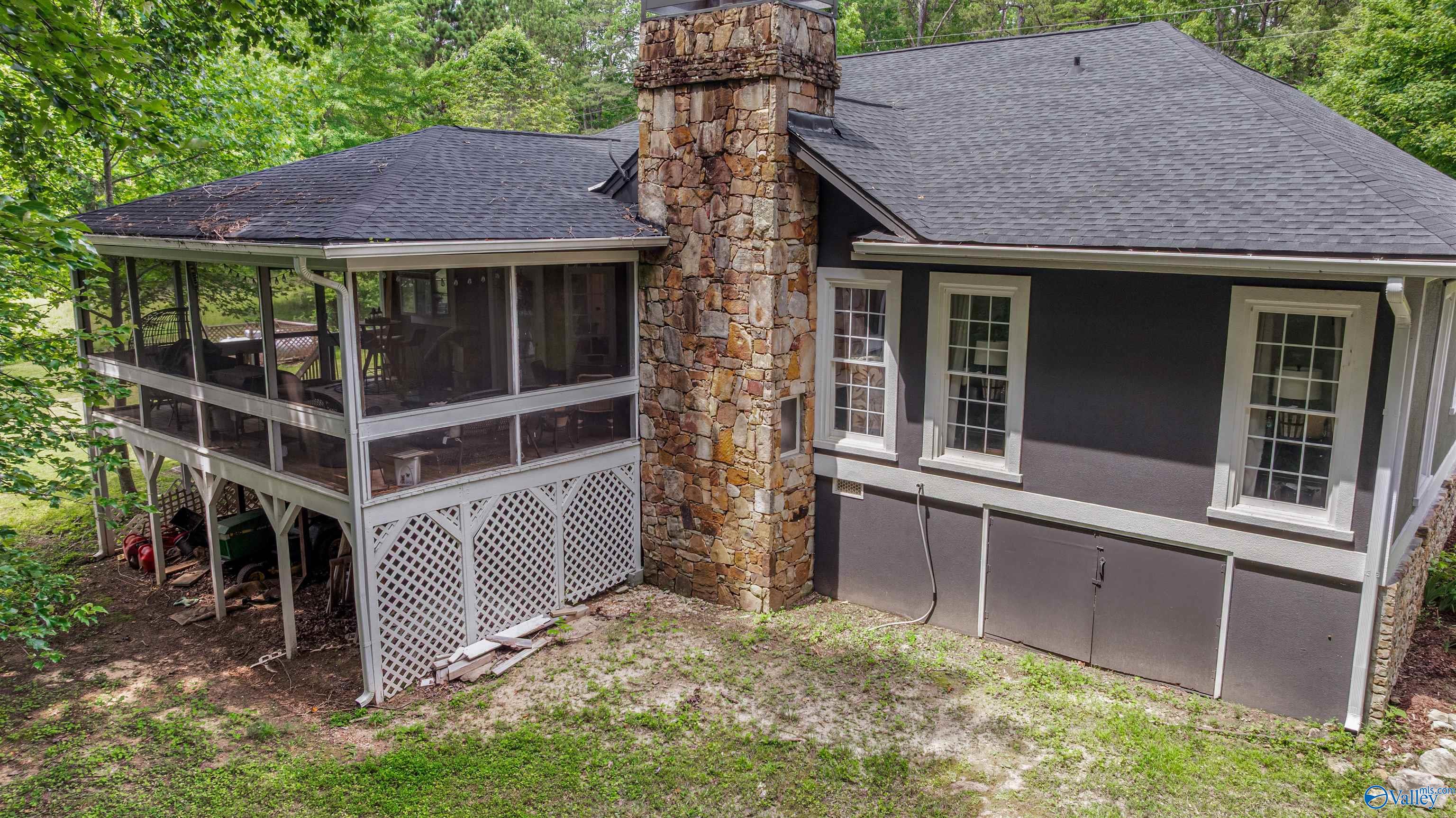 4393 County Road 106