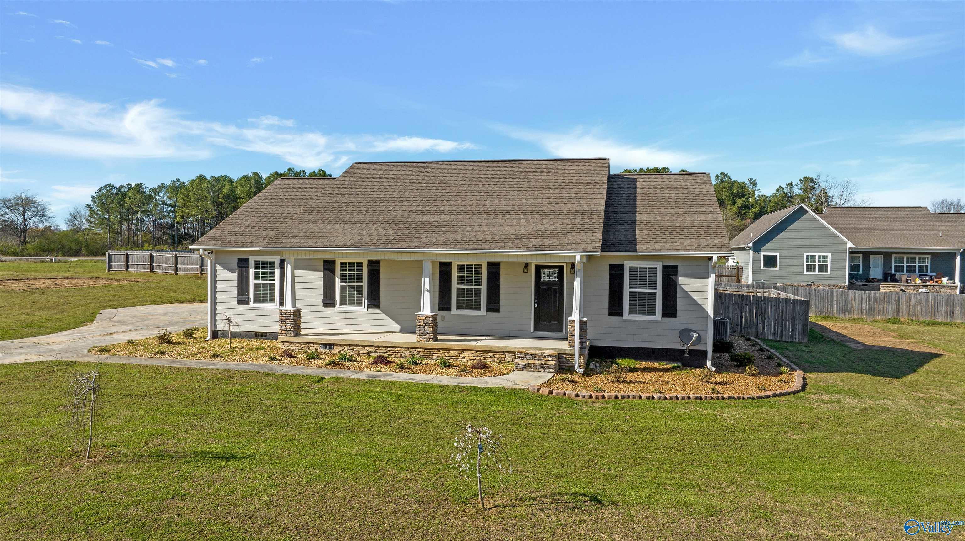 170 Deer Street