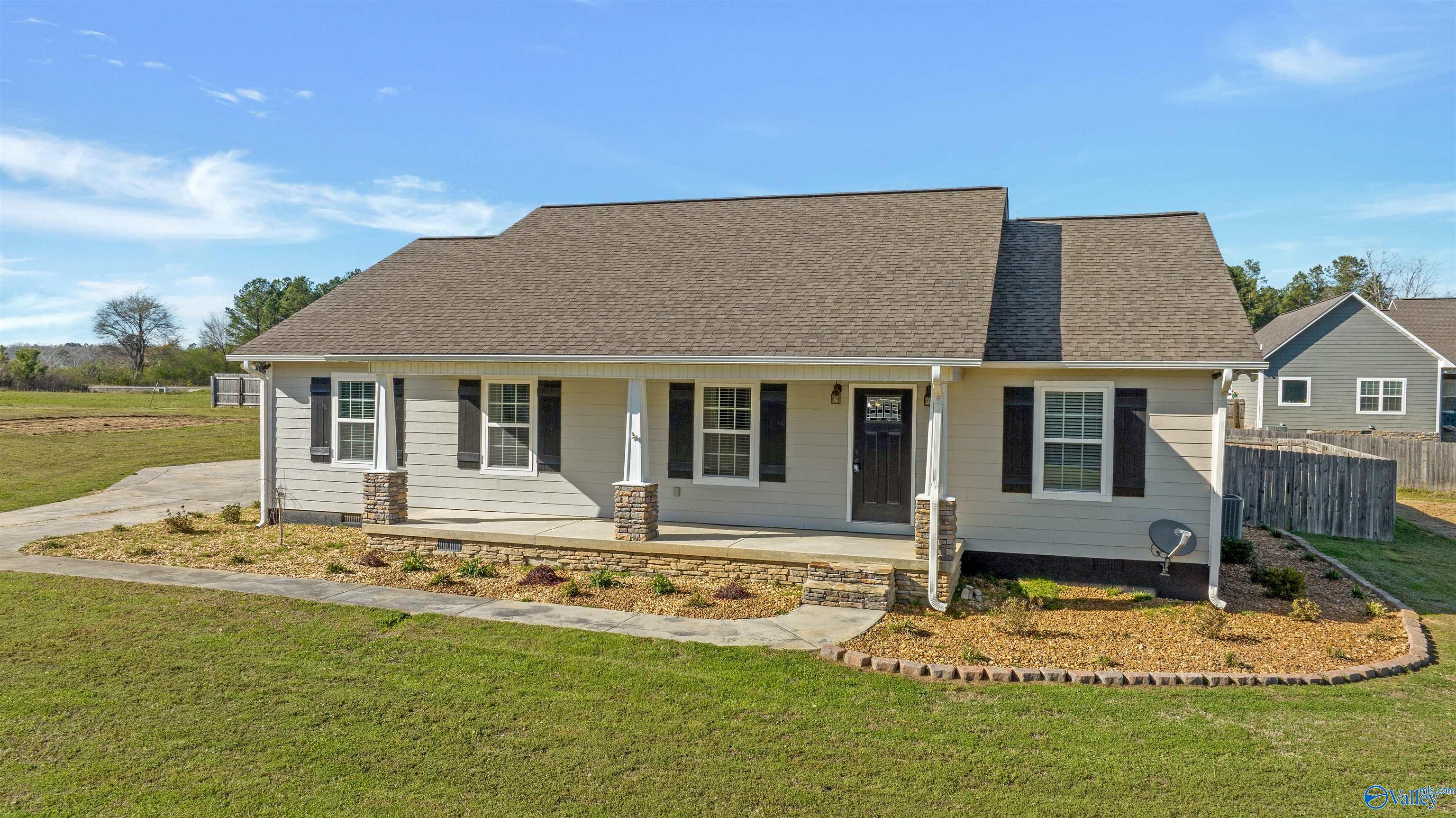 170 Deer Street