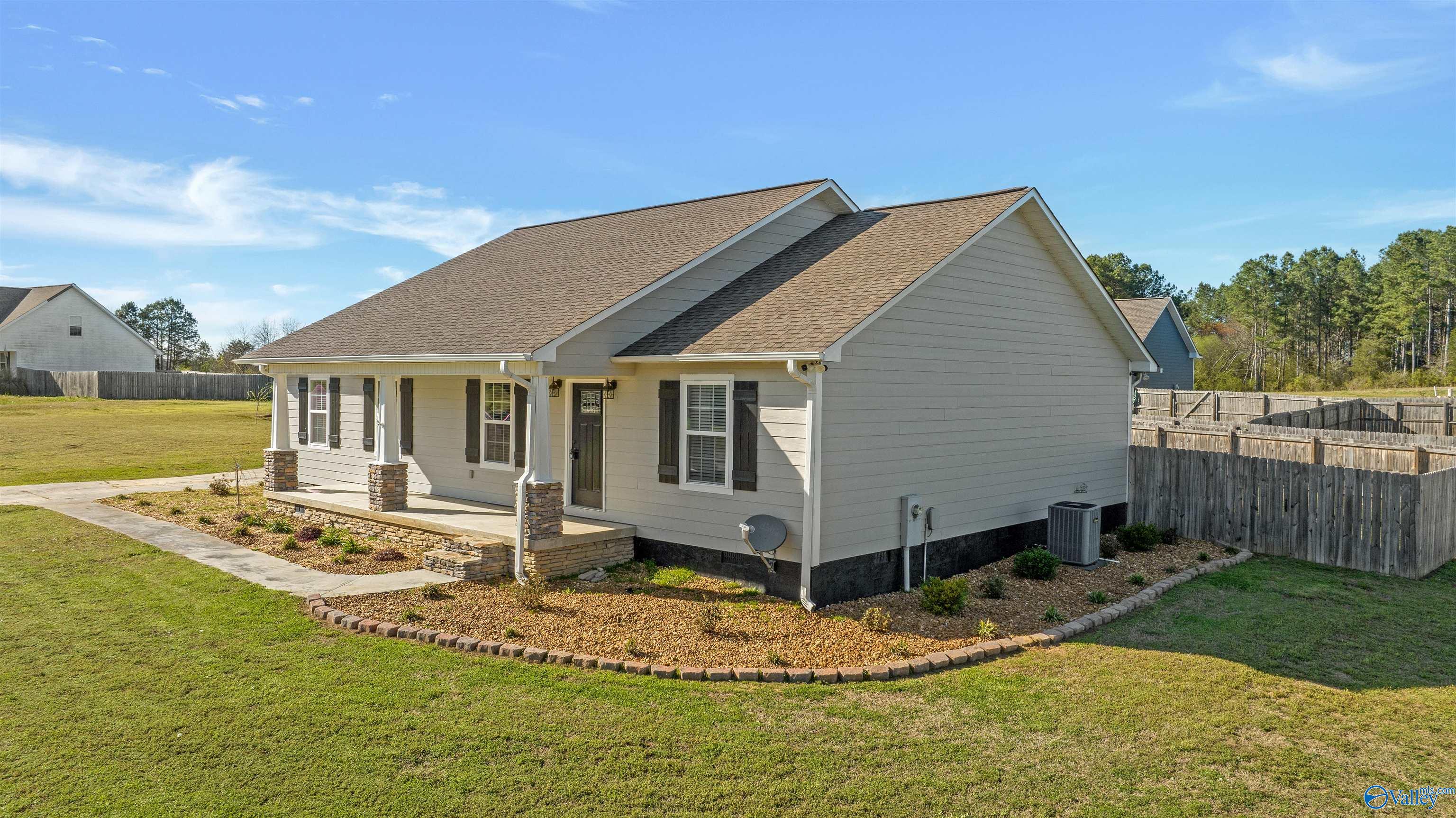 170 Deer Street