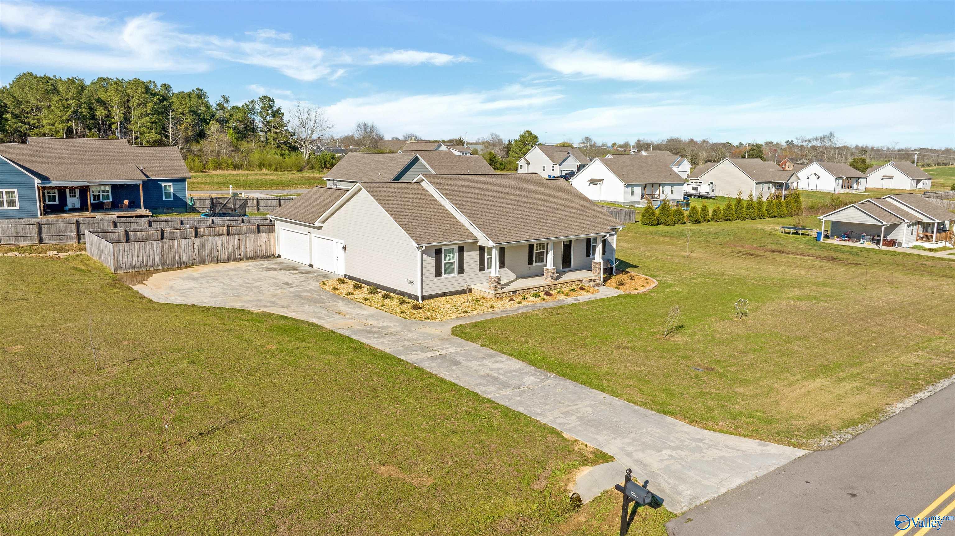170 Deer Street